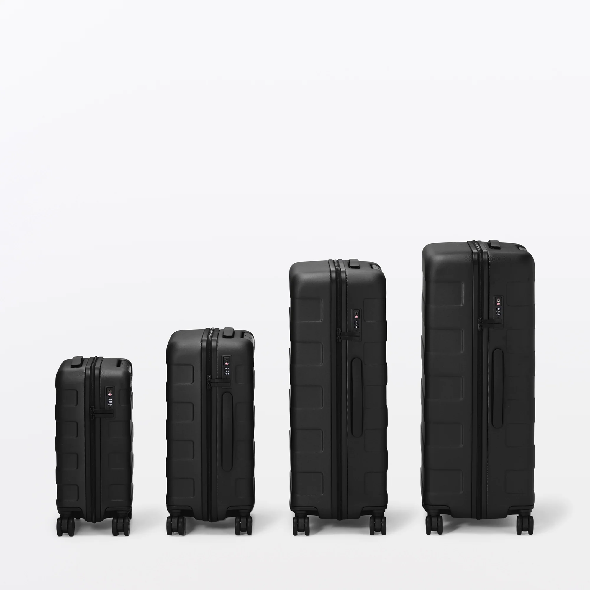 Hard Shell Suitcase 105L | Check-In - Image 69