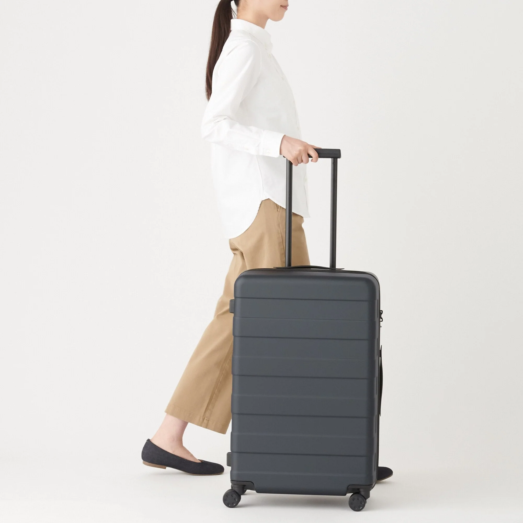 Adjustable Handle Hard Shell Suitcase 63L | Check-In - Image 12