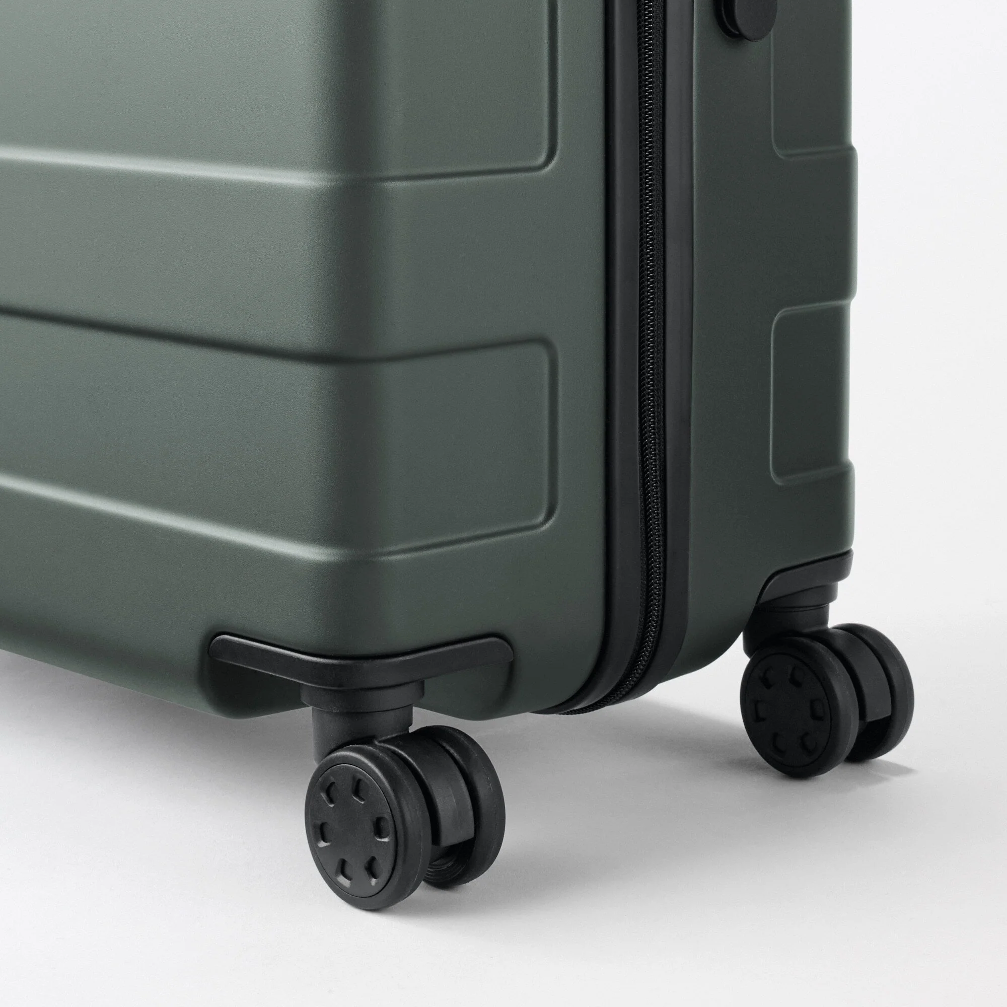 Adjustable Handle Hard Shell Suitcase 75L | Check-In - Image 26