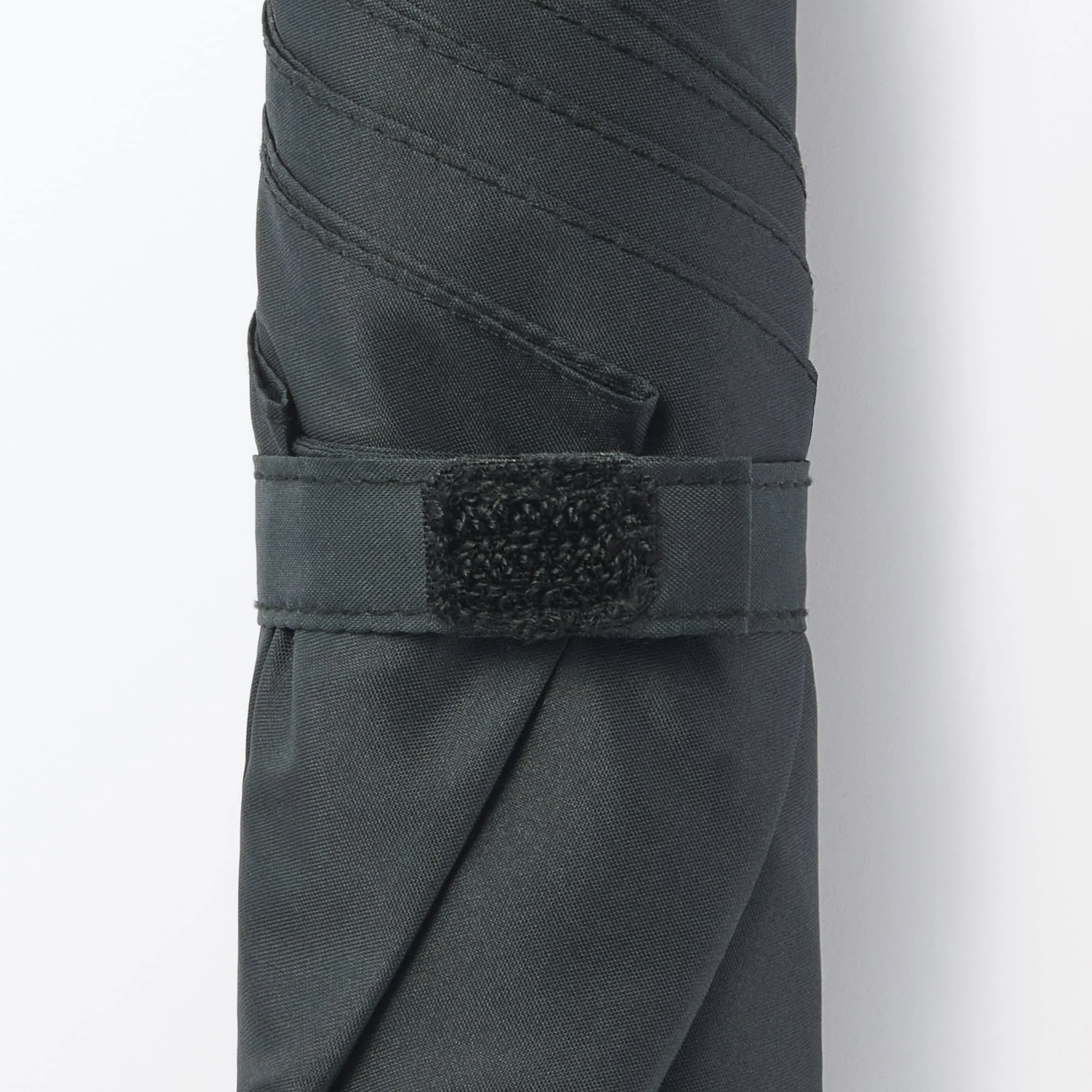 All Weather Light Weight Foldable Umbrella - Image 6