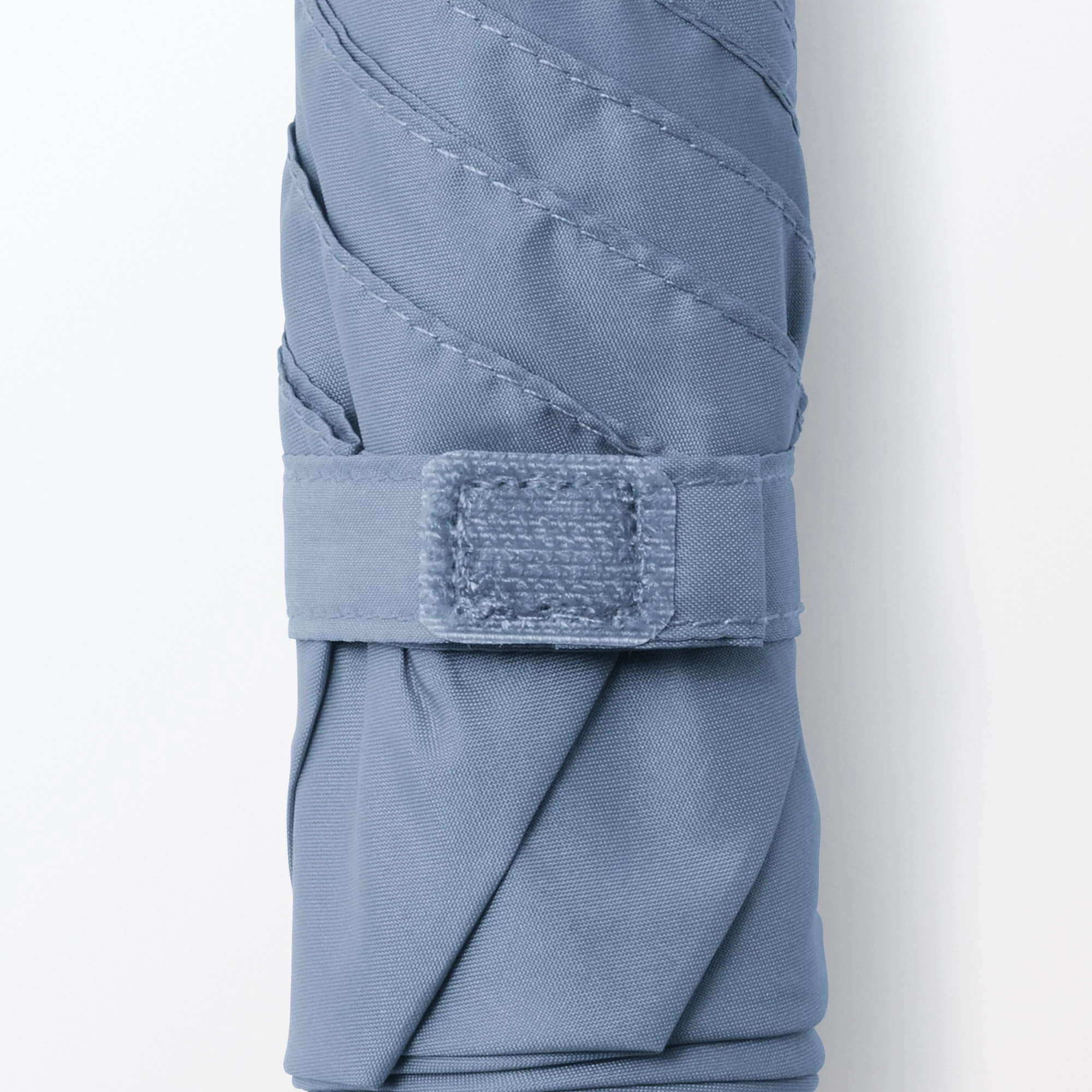 All-Weather Lightweight Foldable Umbrella - Image 4