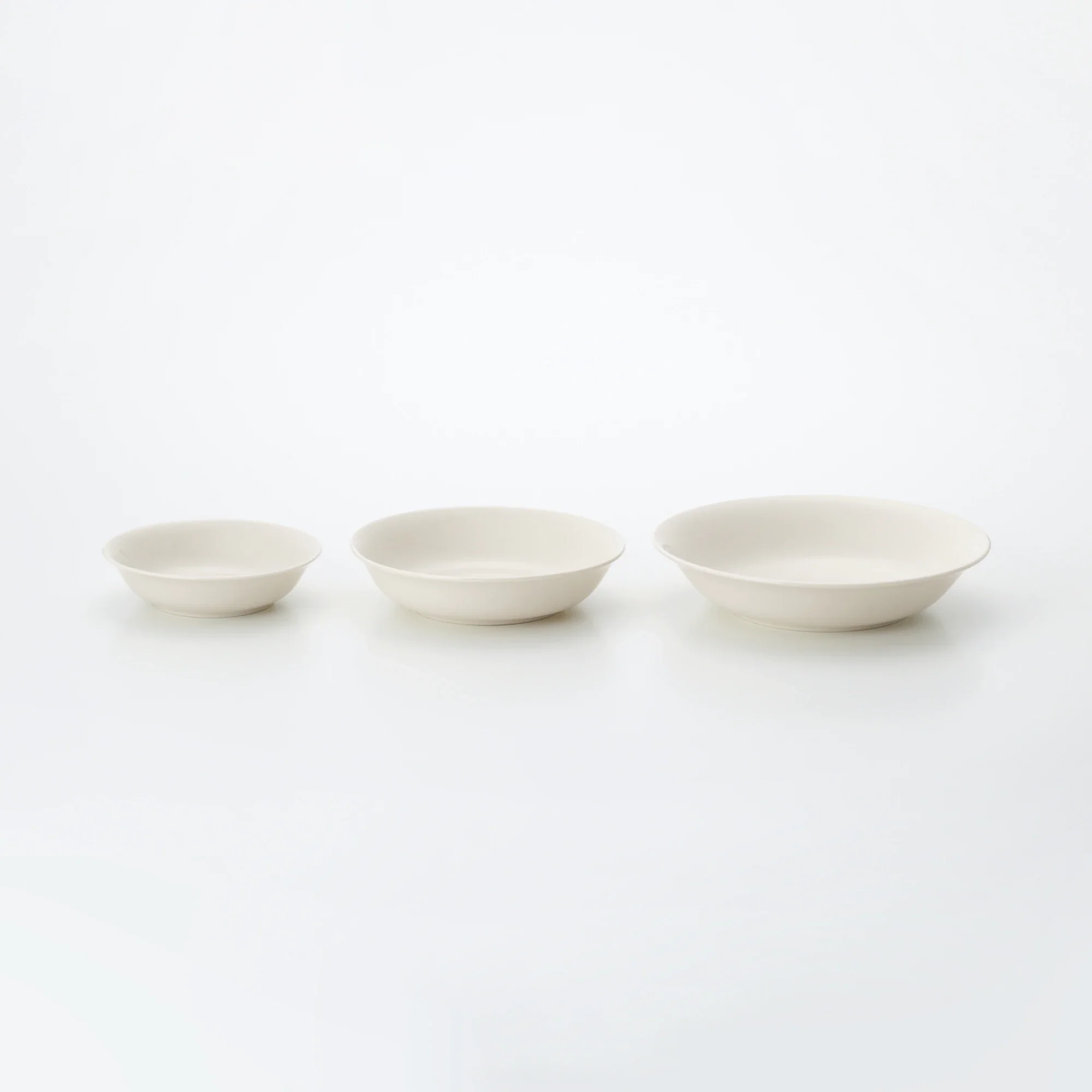Beige Porcelain Deep Dish - Image 7
