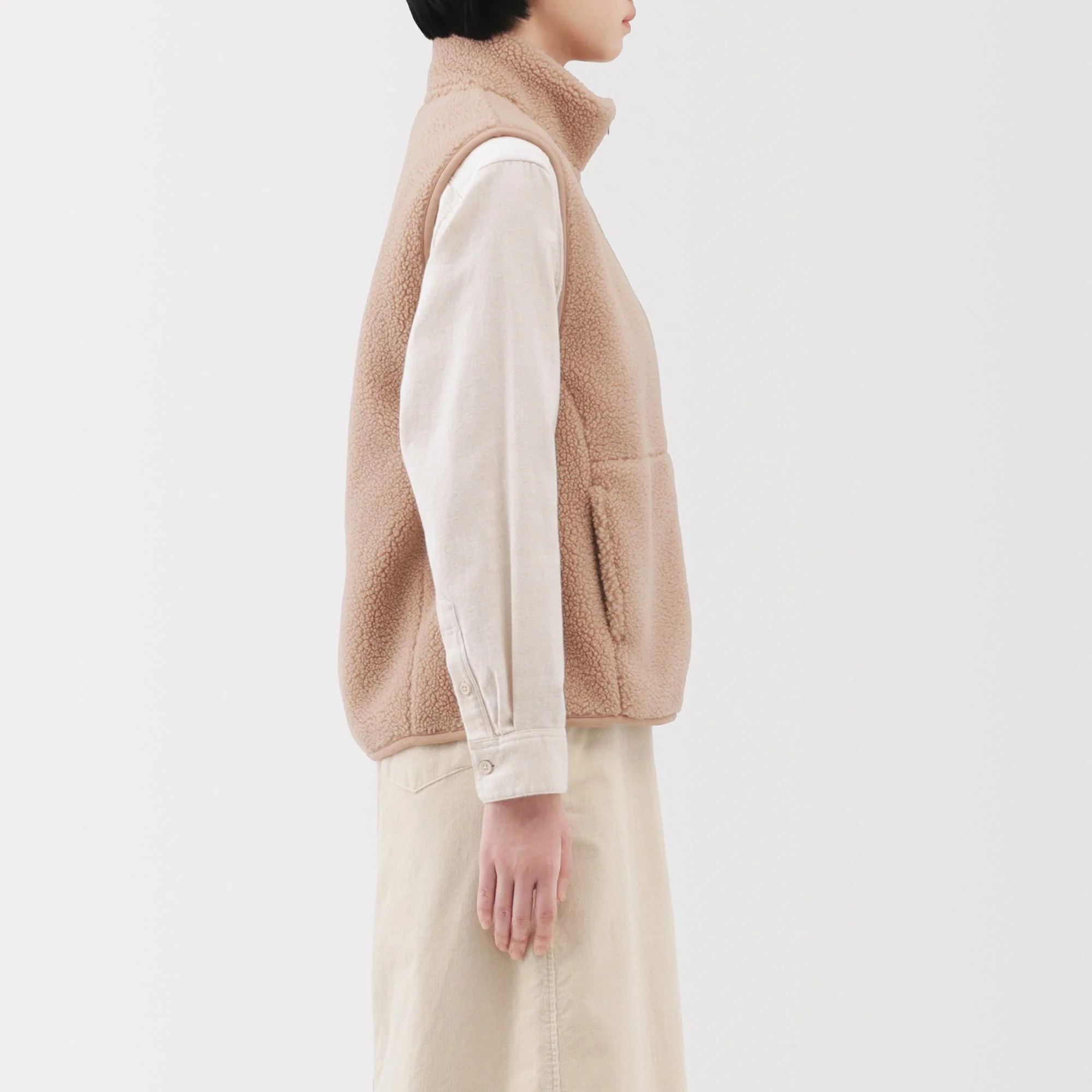 Boa Fleece Vest - Image 5