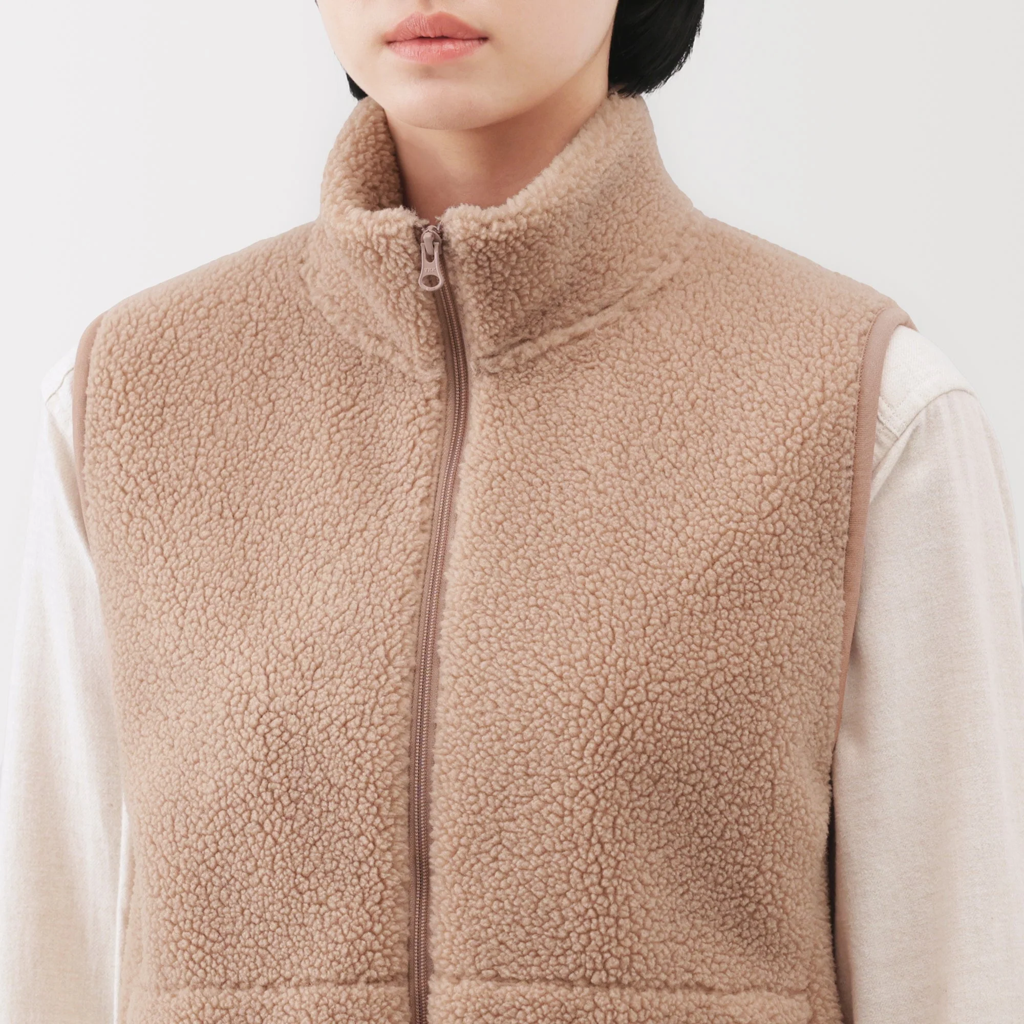 Boa Fleece Vest - Image 7