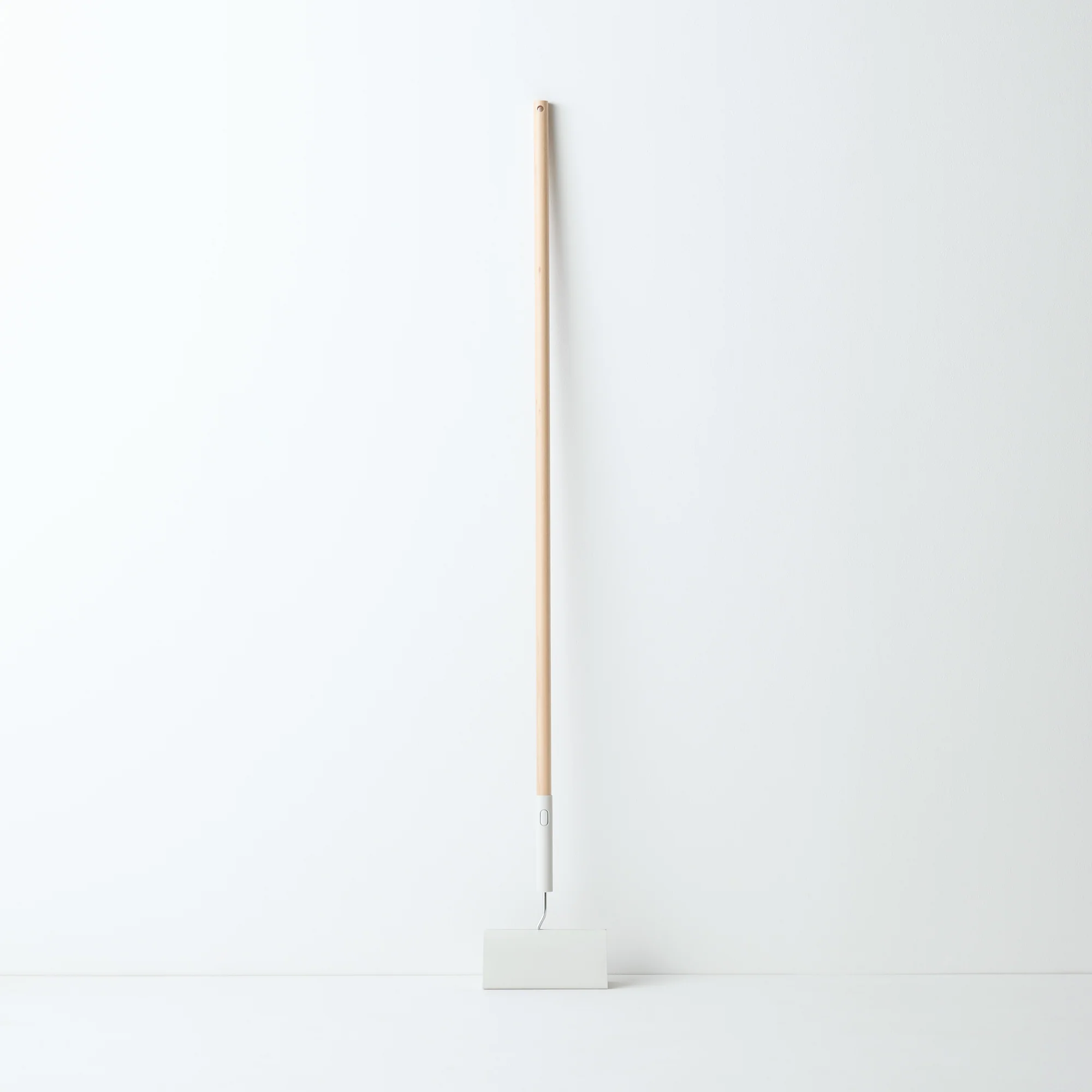 Cleaning System Wooden Pole - Image 6
