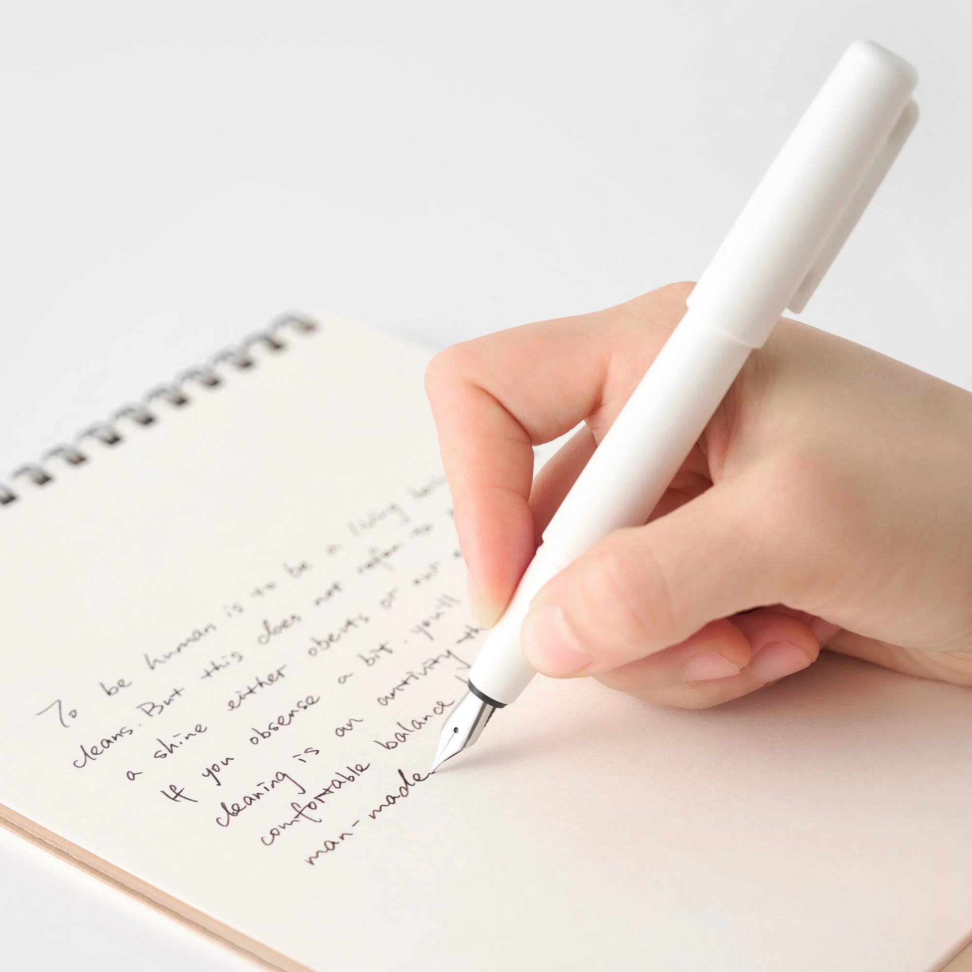 Compact Fountain Pen - Image 2