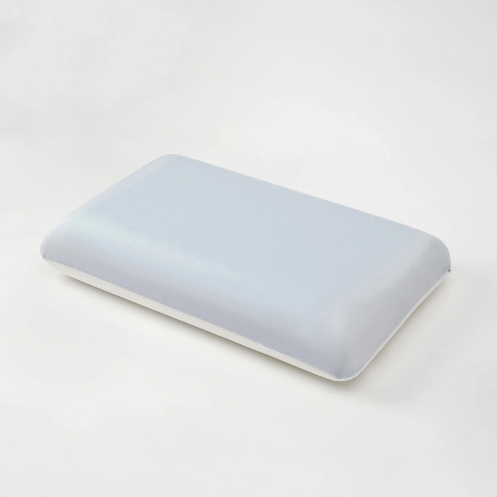 Cool Touch Memory Foam Pillow - Image 4
