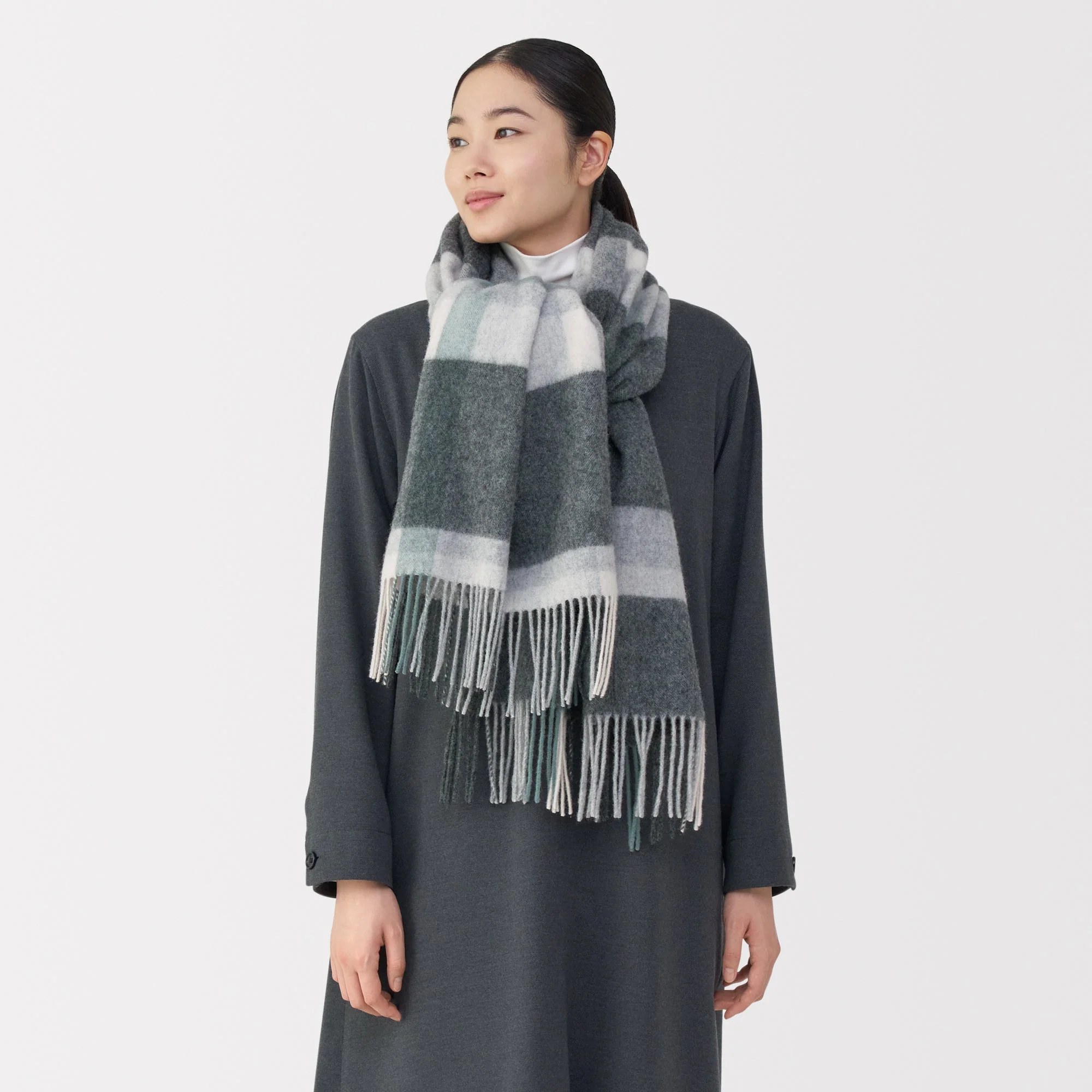 Fluffy Wool Blanket Stole - Image 8