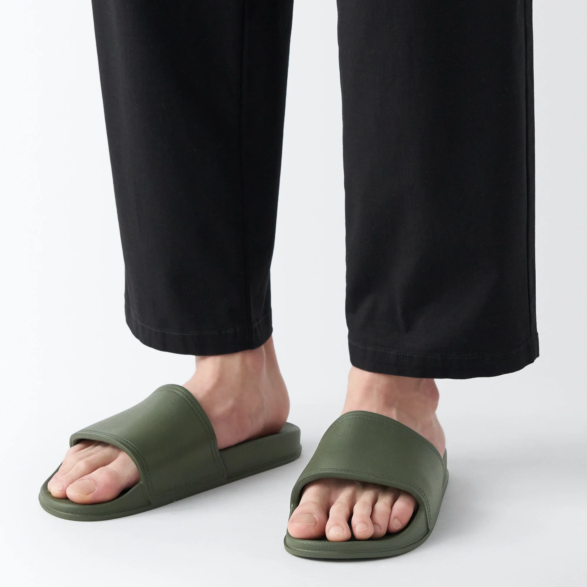 Foot-Shaped Sandals - Image 42