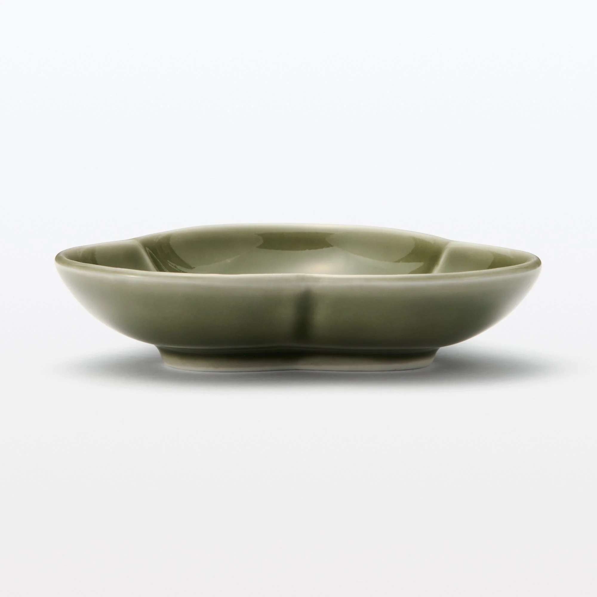 Hasami Ware Lucky Small Plate - Pine - Pine Green - Image 2