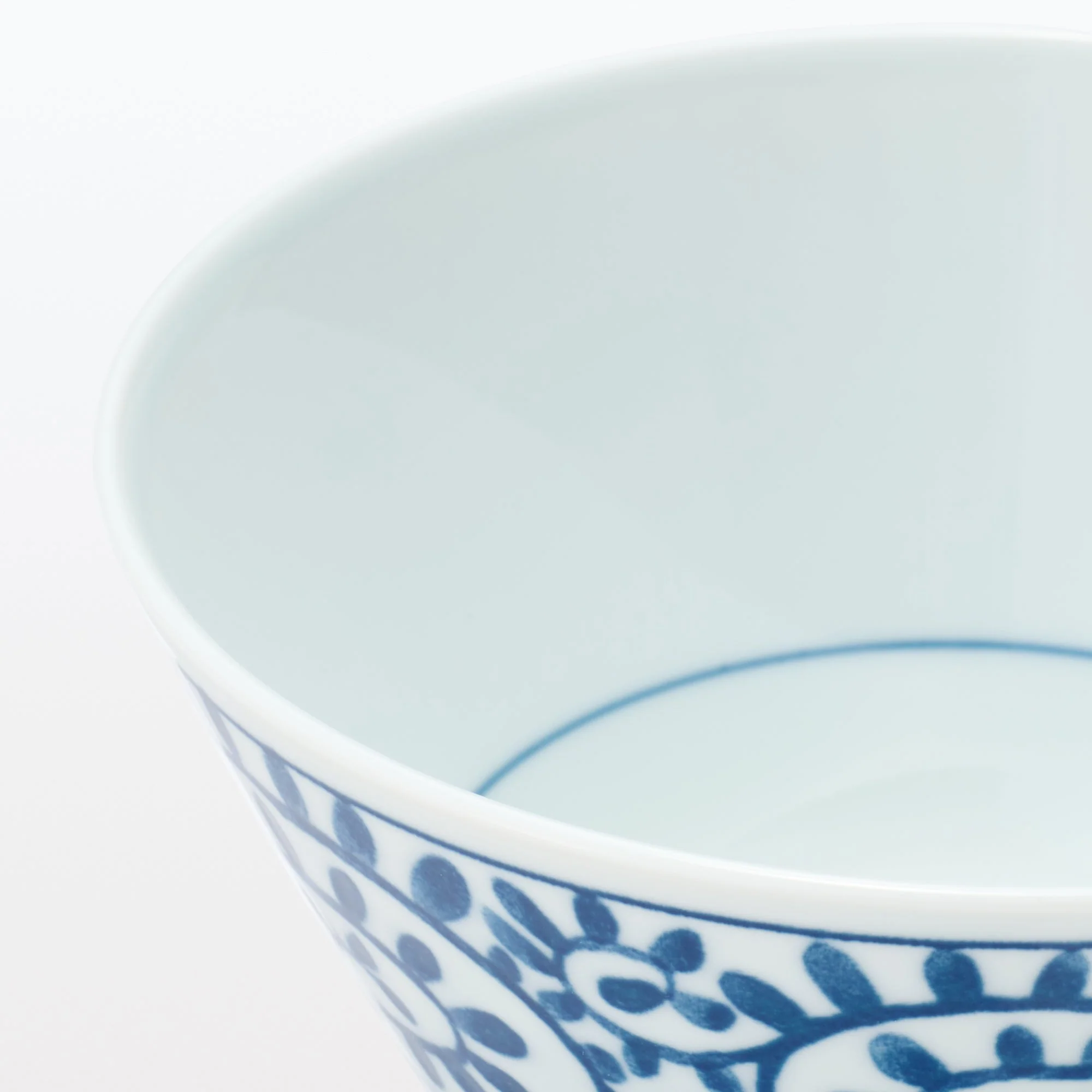 Hasami Ware Rice Bowl - Arabesque Pattern - Large - Image 6