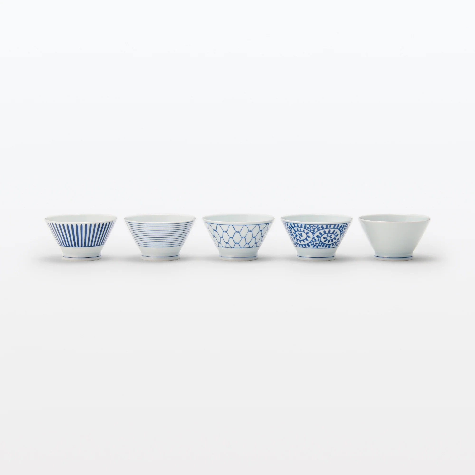 Hasami Ware Rice Bowl - Arabesque Pattern - Small - Image 8