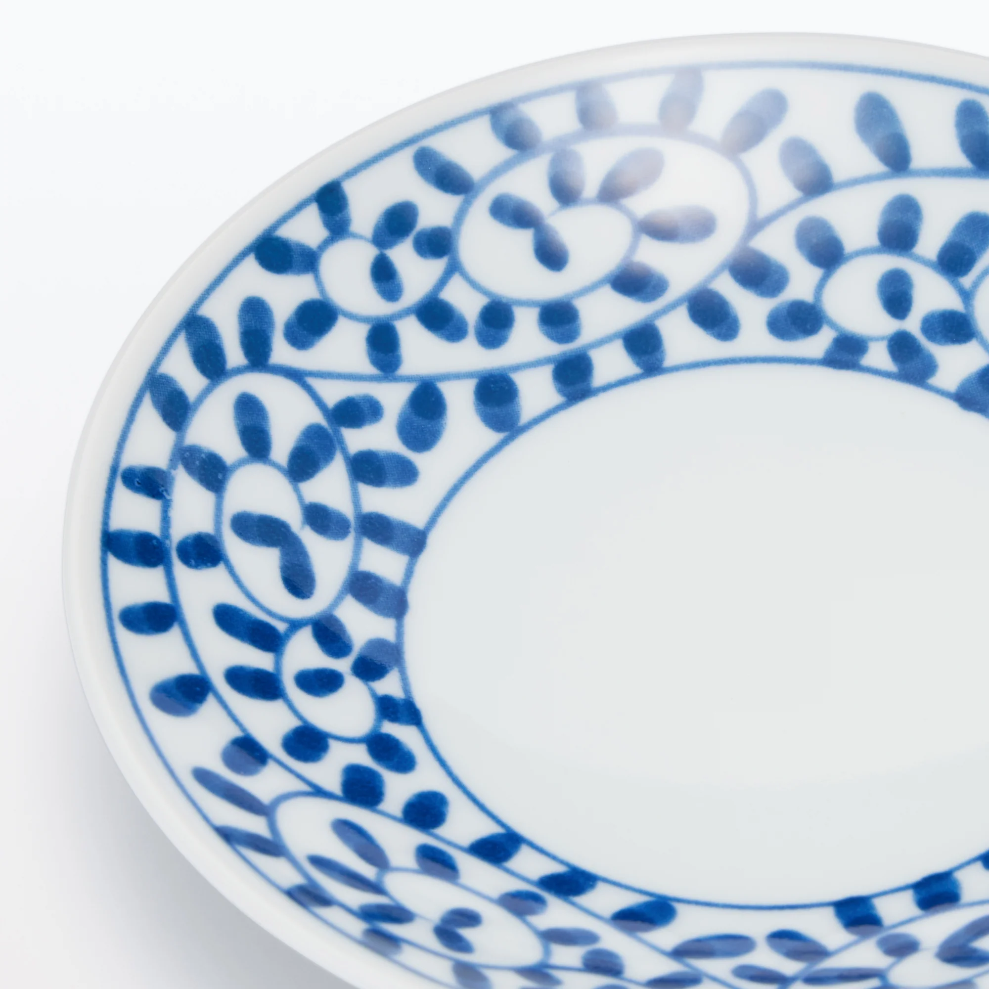 Hasami Ware Small Plate - Arabesque Pattern - Image 3