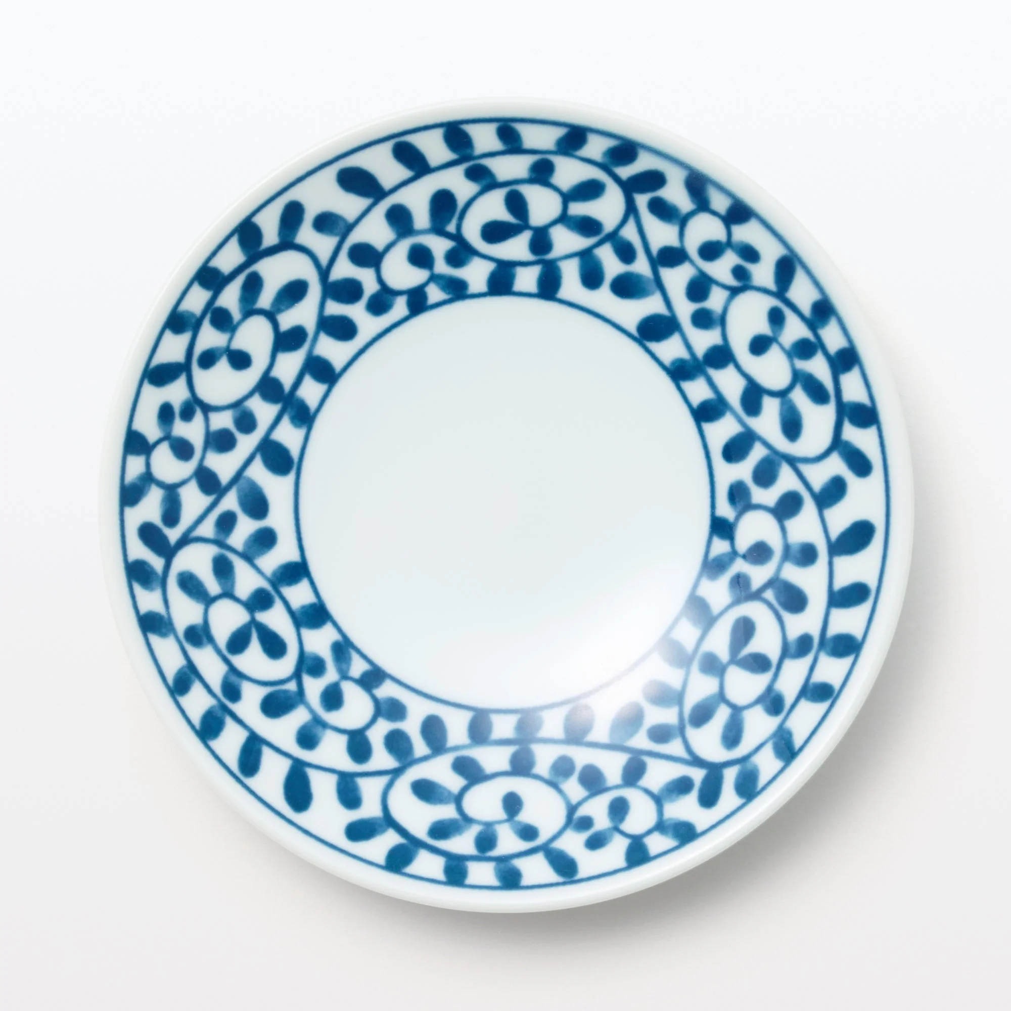 Hasami Ware Small Plate - Arabesque Pattern - Image 4