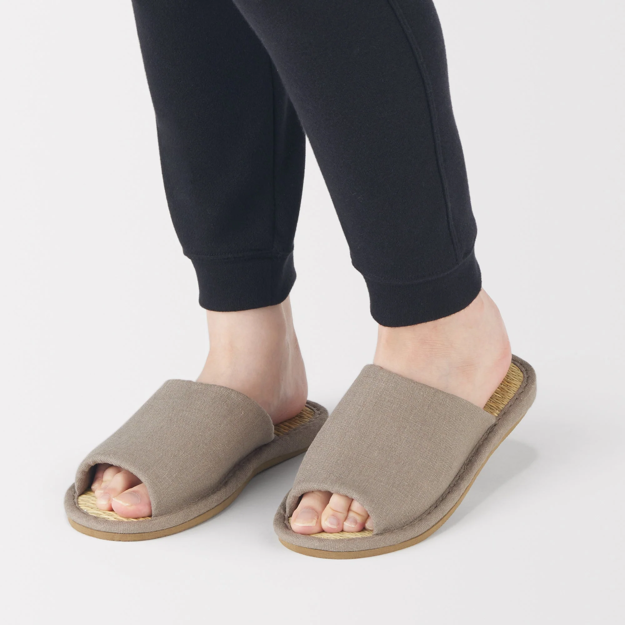 Igusa Open Toe Slippers - Image 10