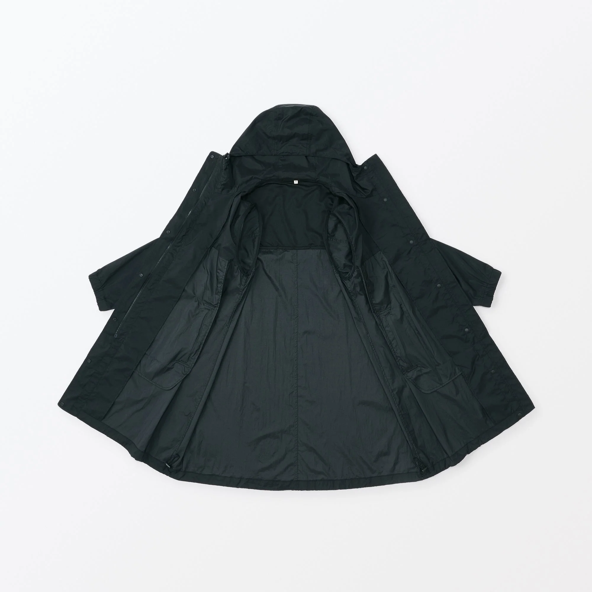 Labo Women's Light Waterproof Nylon Hooded Coat - Image 11
