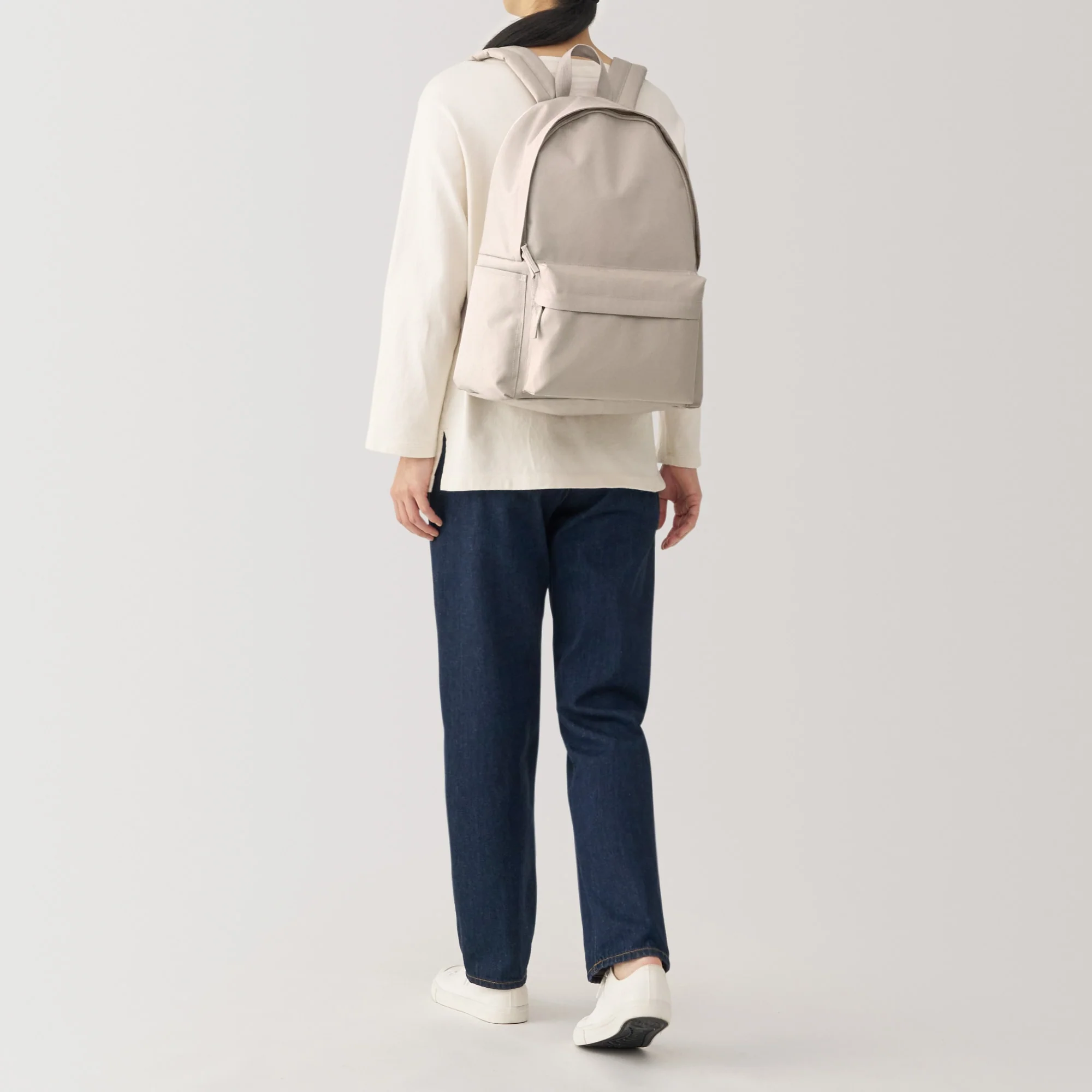 Less Tiring Water Repellent Backpack - Image 32