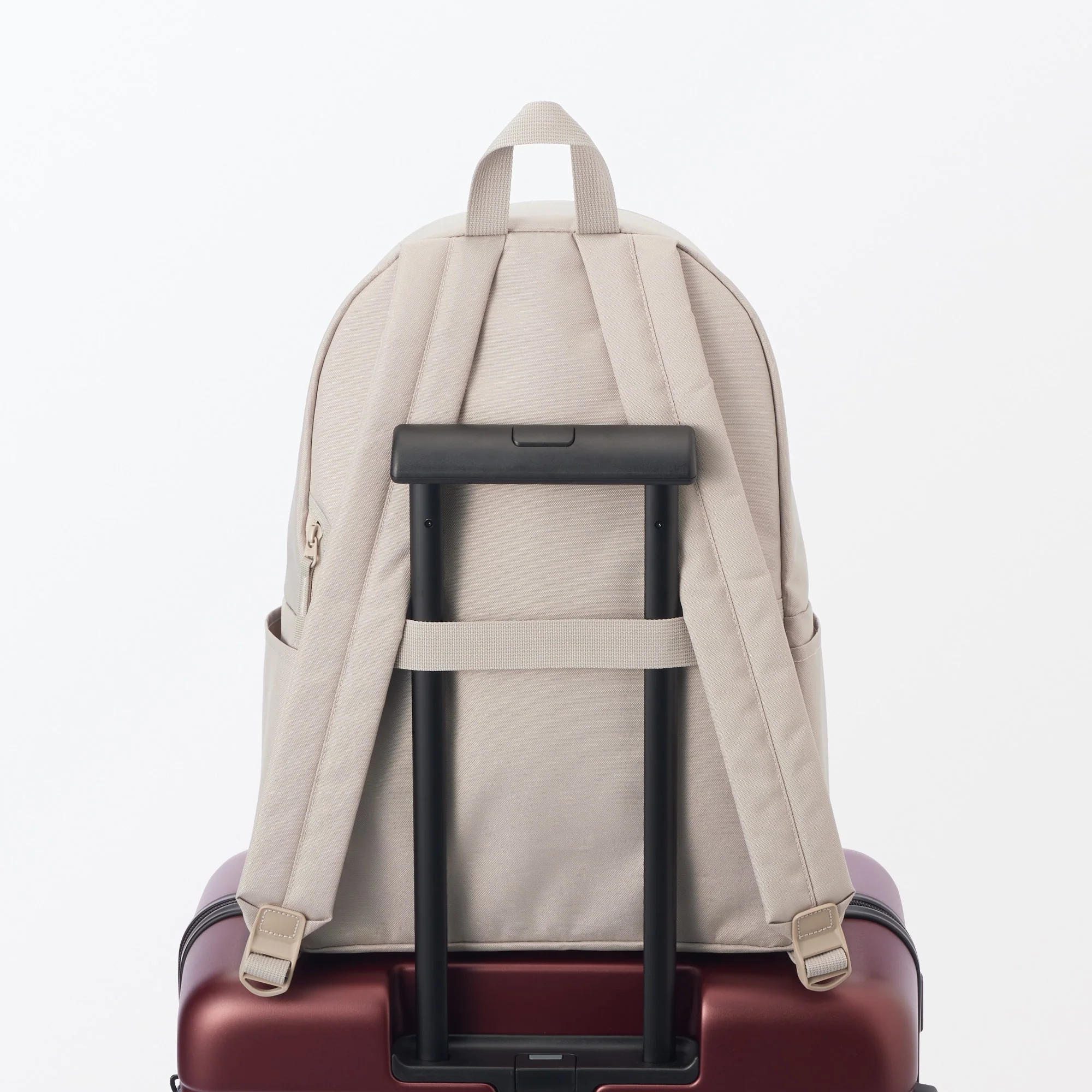 Less Tiring Water Repellent Backpack - Image 43