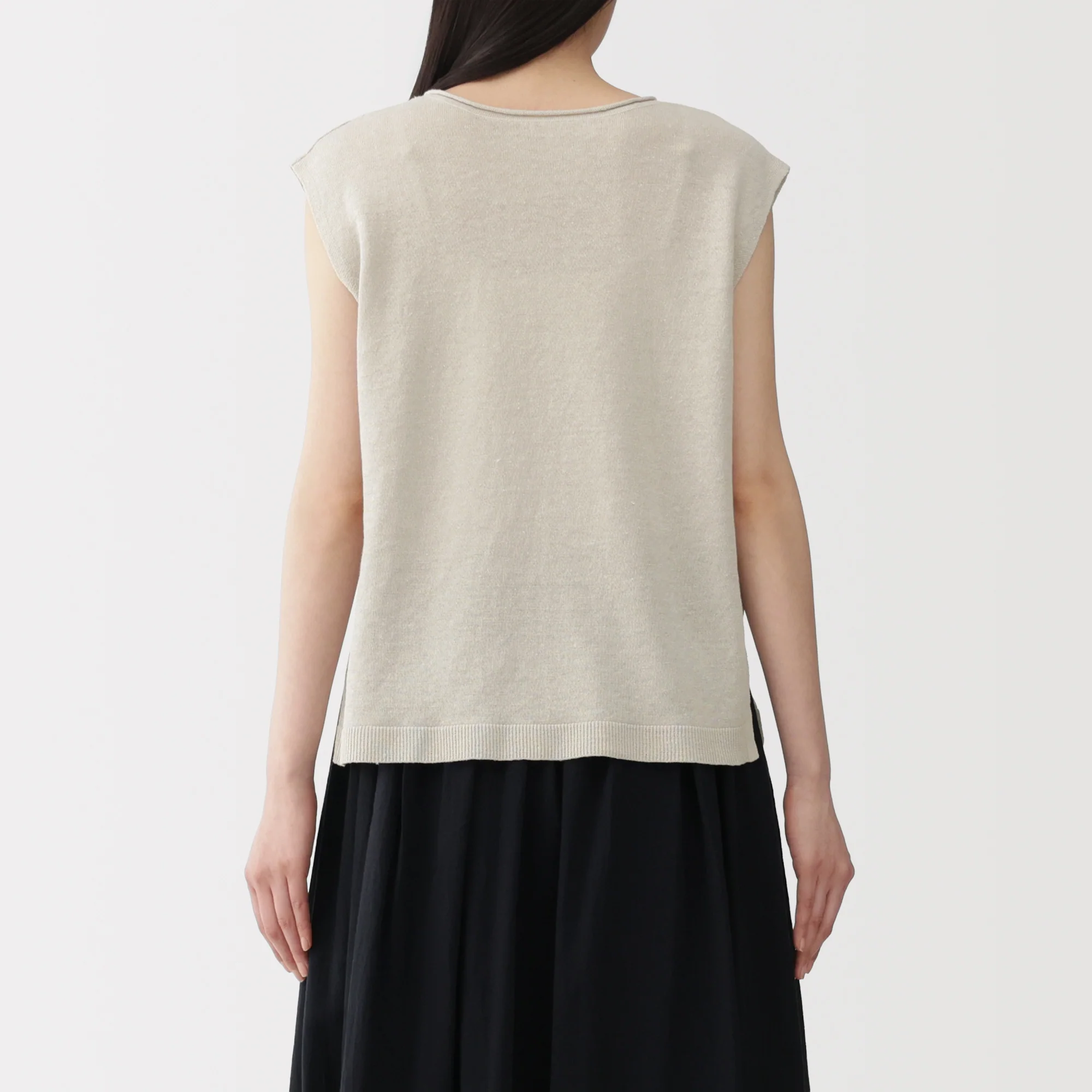 Linen Sleeveless Sweater - Image 6
