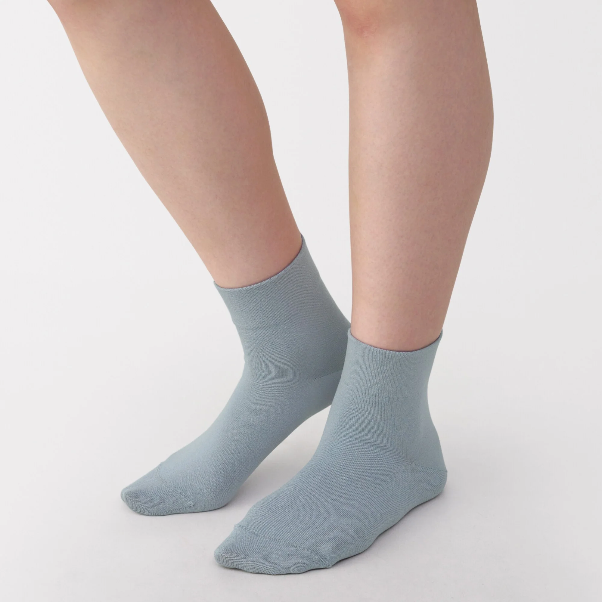 Loose Top Short Socks - Image 2