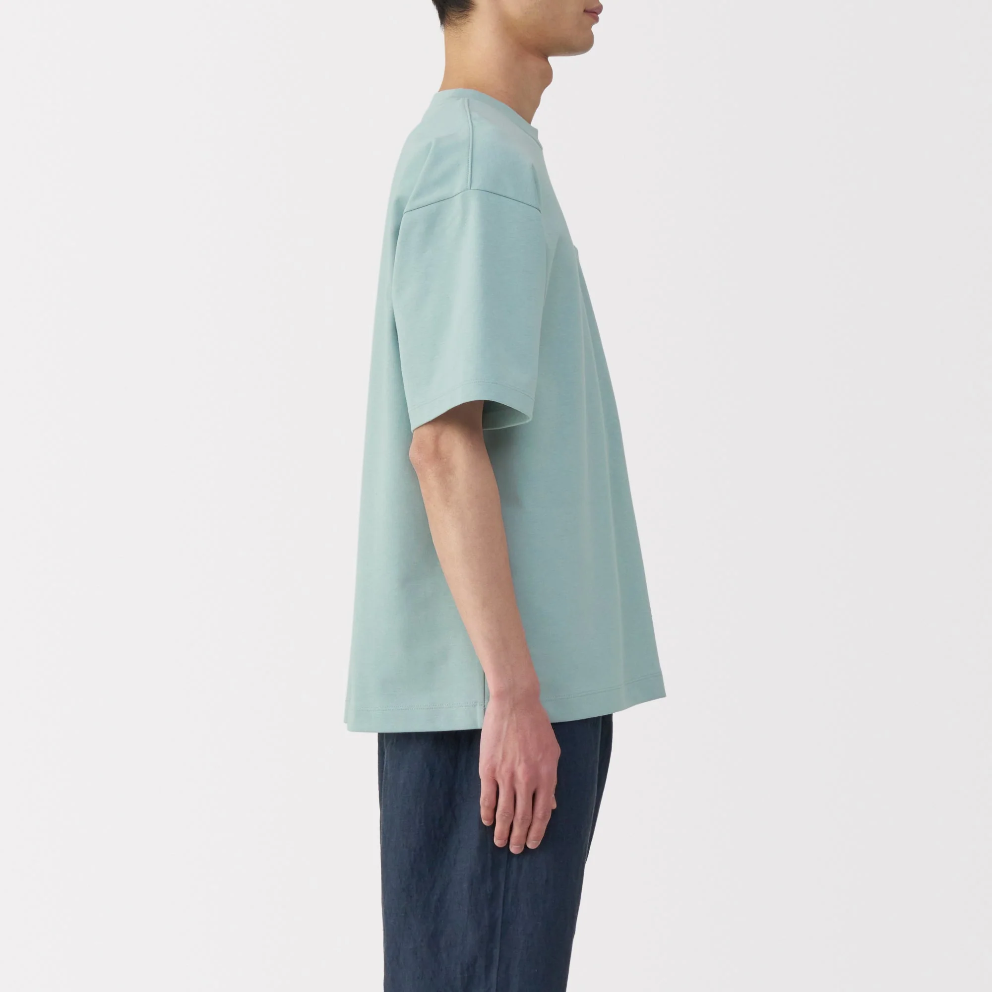 Men's Cool-Touch Wide T-Shirt - Image 5