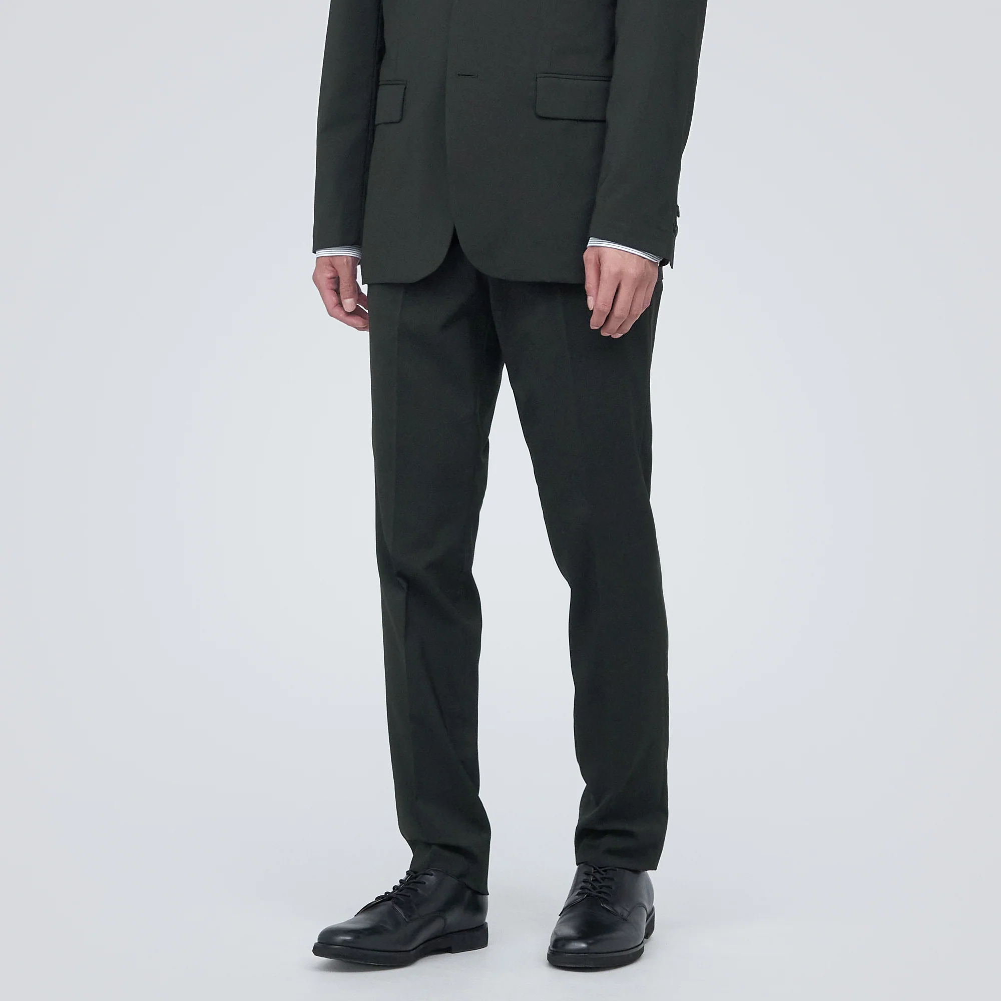 Men's Easy Care Stretch No Tuck Pants - Image 3