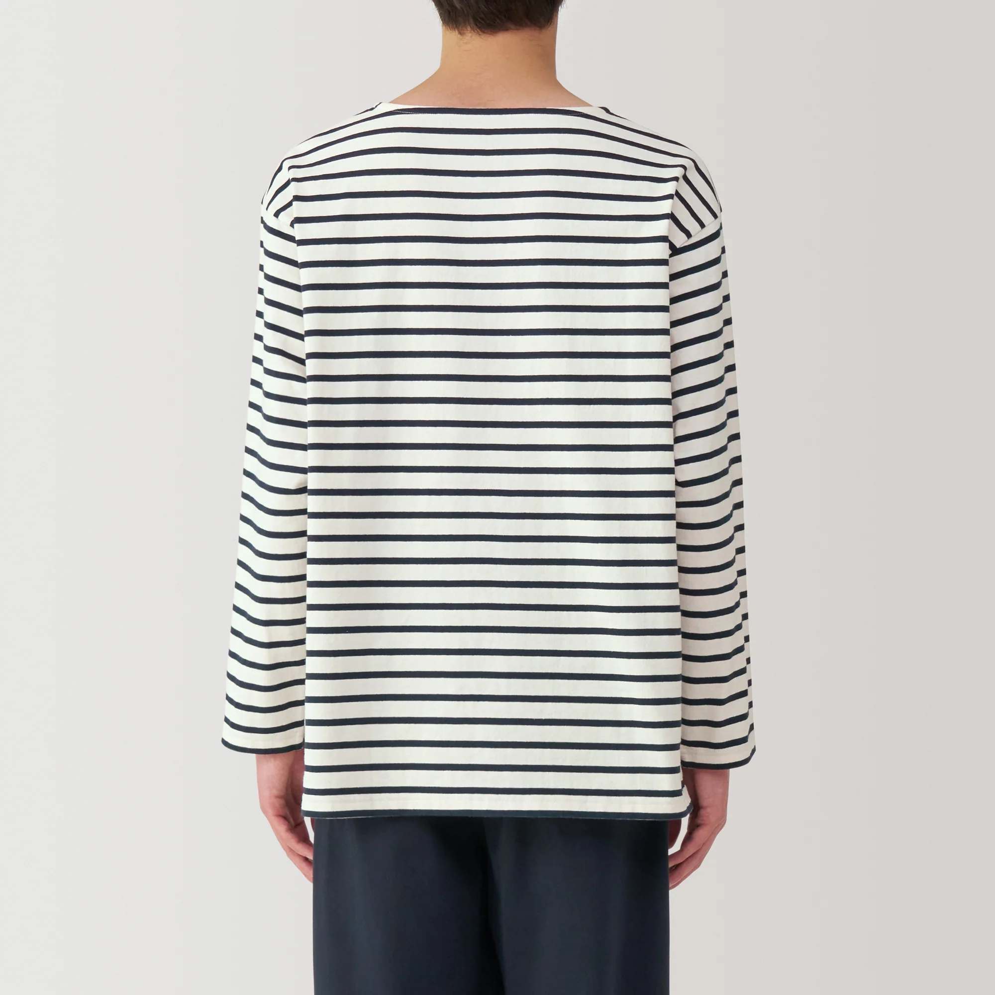 Men's Heavyweight Boatneck T-Shirt - Image 22