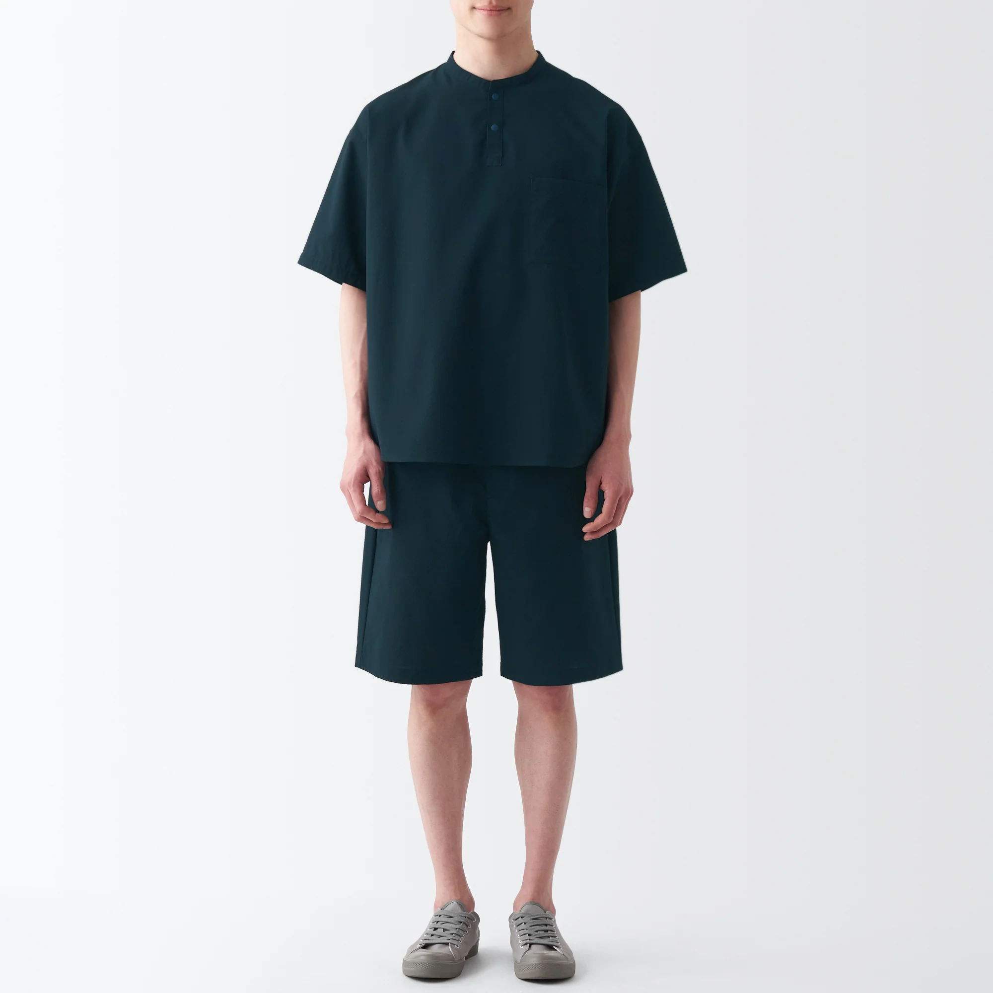 Men's Seersucker Henry Neck Woven T-Shirt - Image 31
