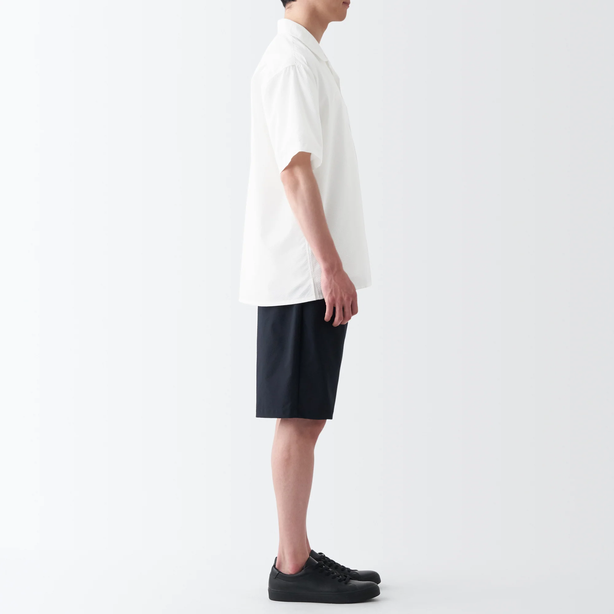 Men's Seersucker Open Collar Short Sleeve Shirt - Image 14