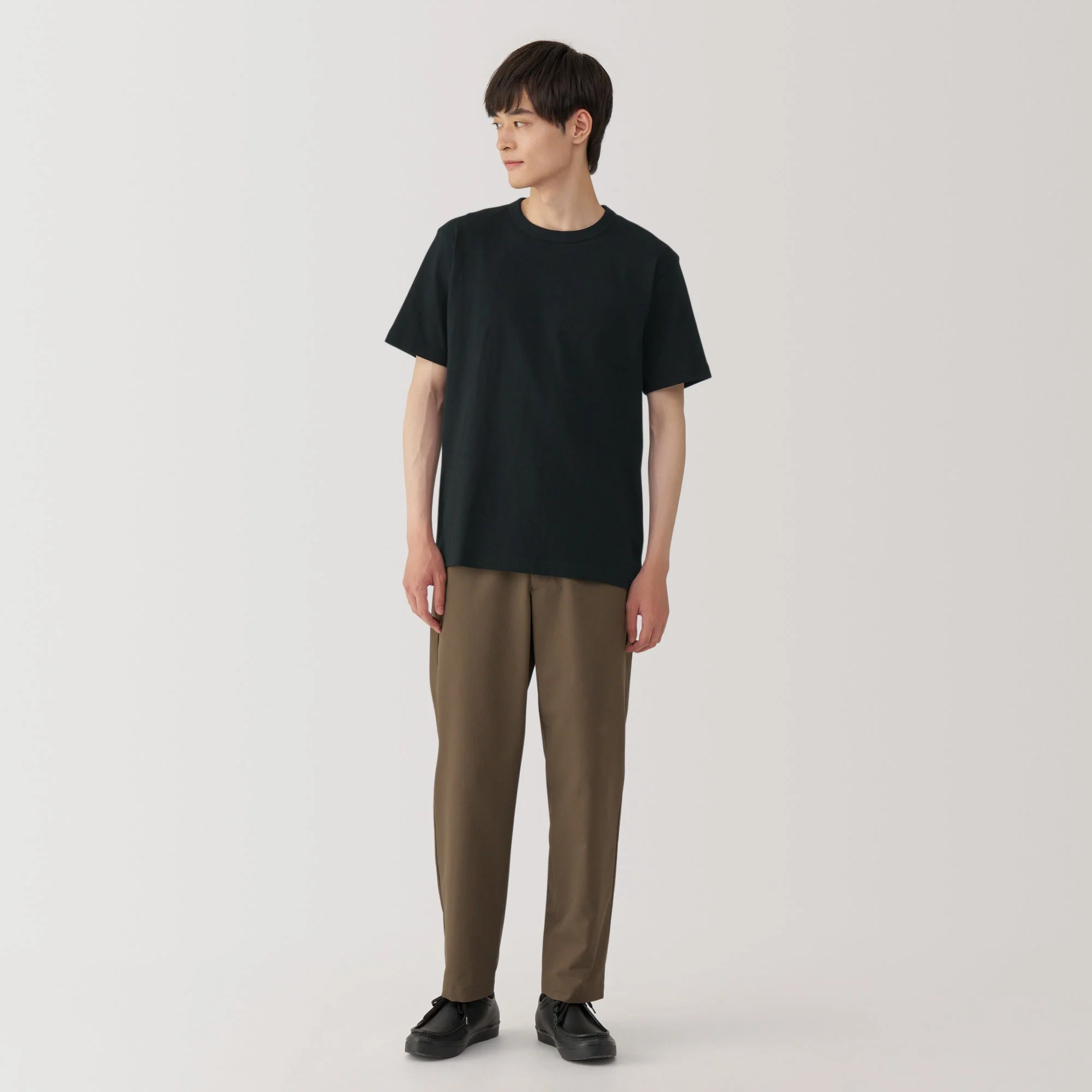Men's Washed Heavyweight Crewneck T-Shirt - Image 23