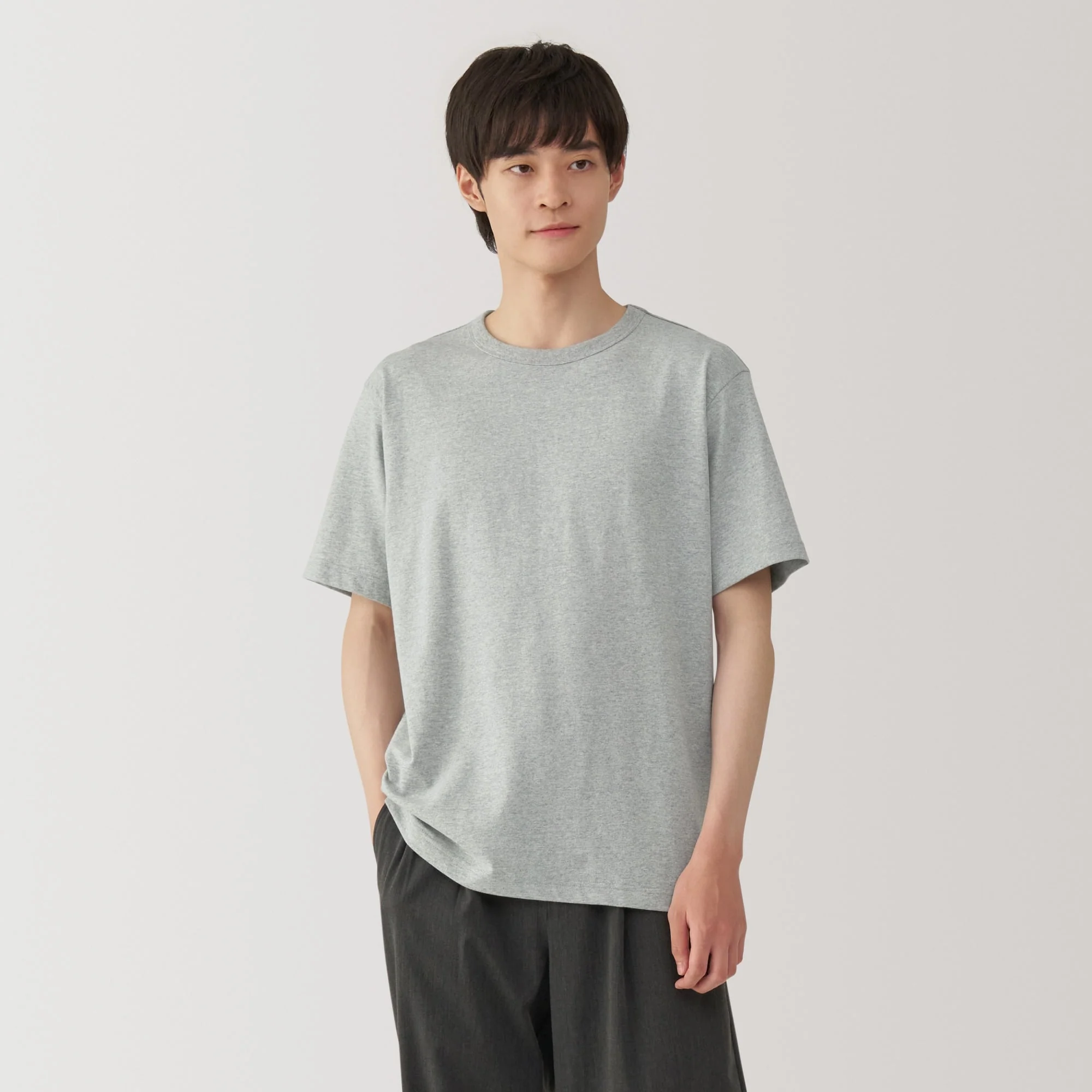 Men's Washed Heavyweight Crewneck T-Shirt - Image 38