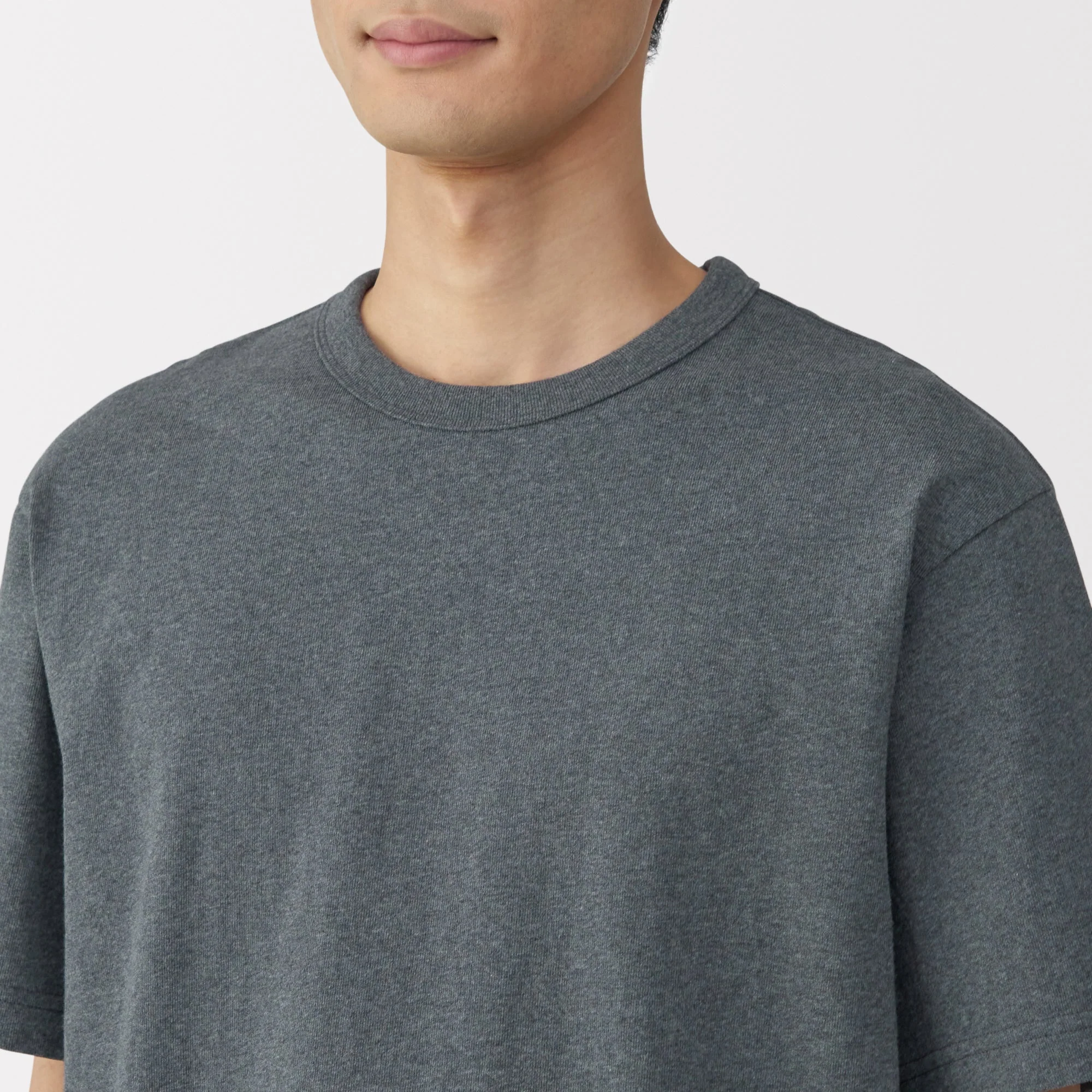 Men's Washed Heavyweight Crewneck T-Shirt - Image 7