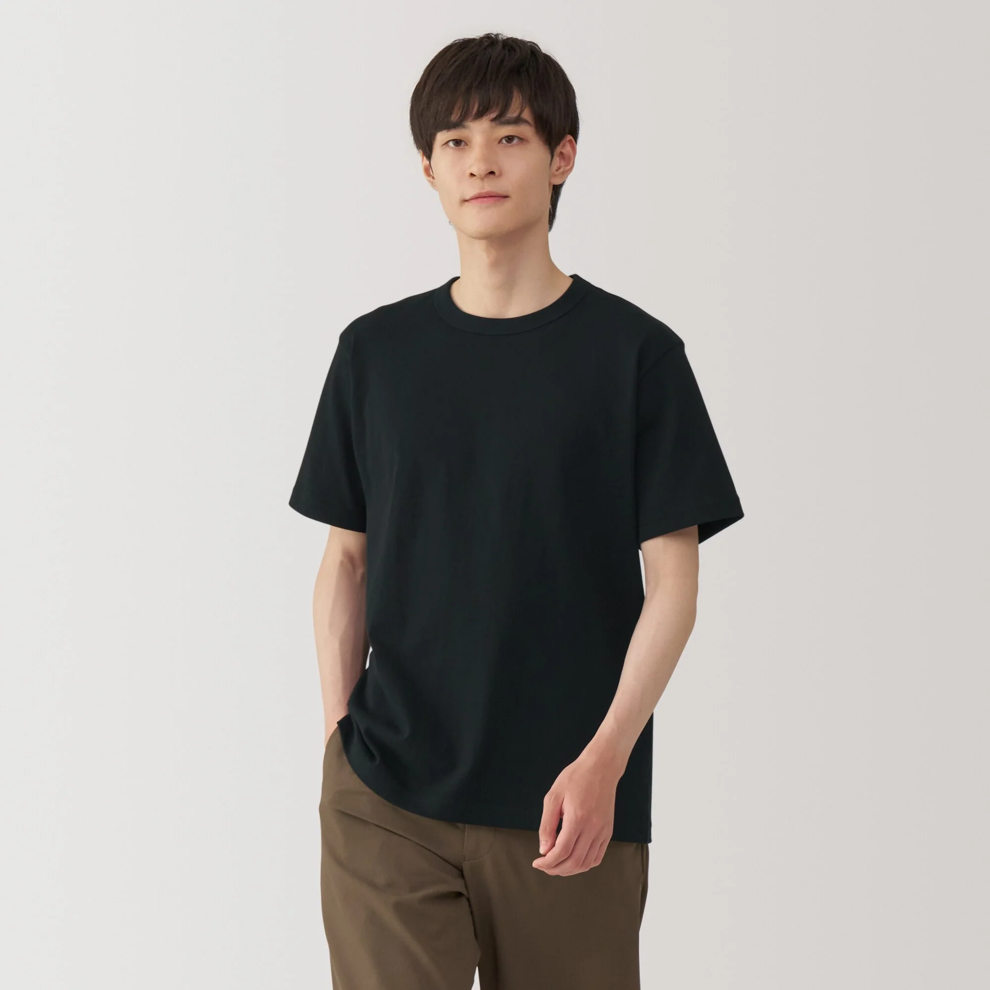 Men's Washed Heavyweight Crewneck T-Shirt - Image 31