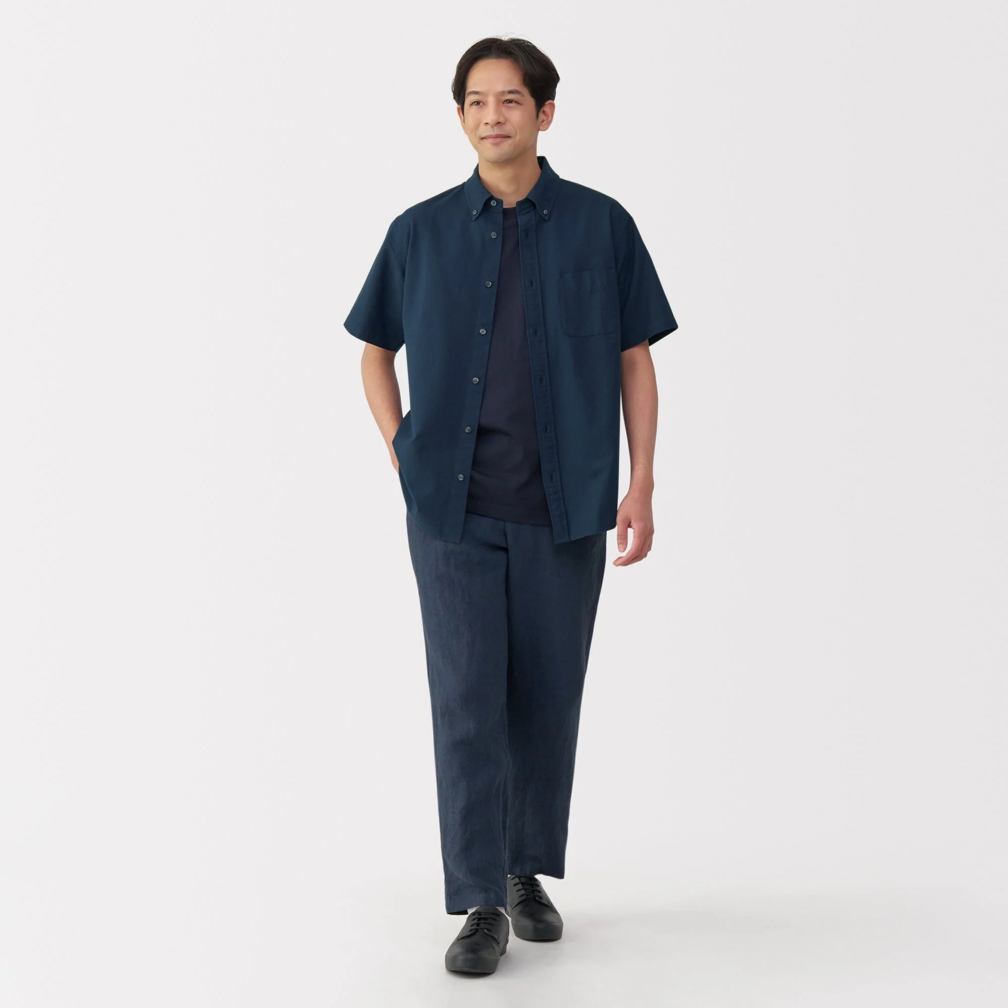 Men's Washed Oxford Shirt - Image 4