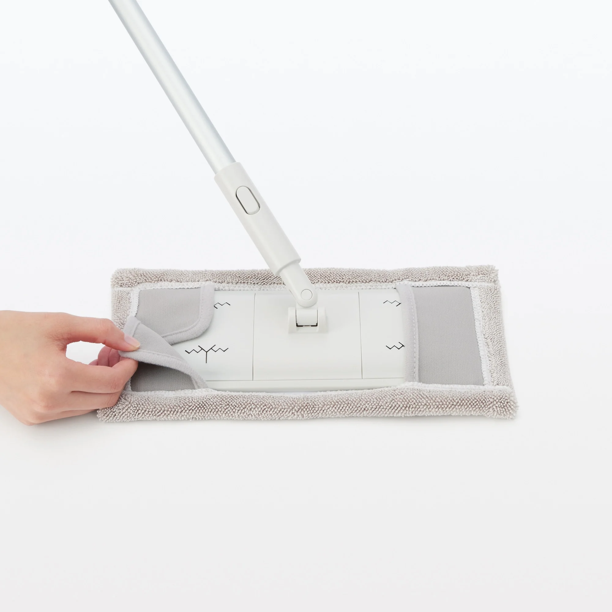Microfiber Mop Pad - Wet - Image 4