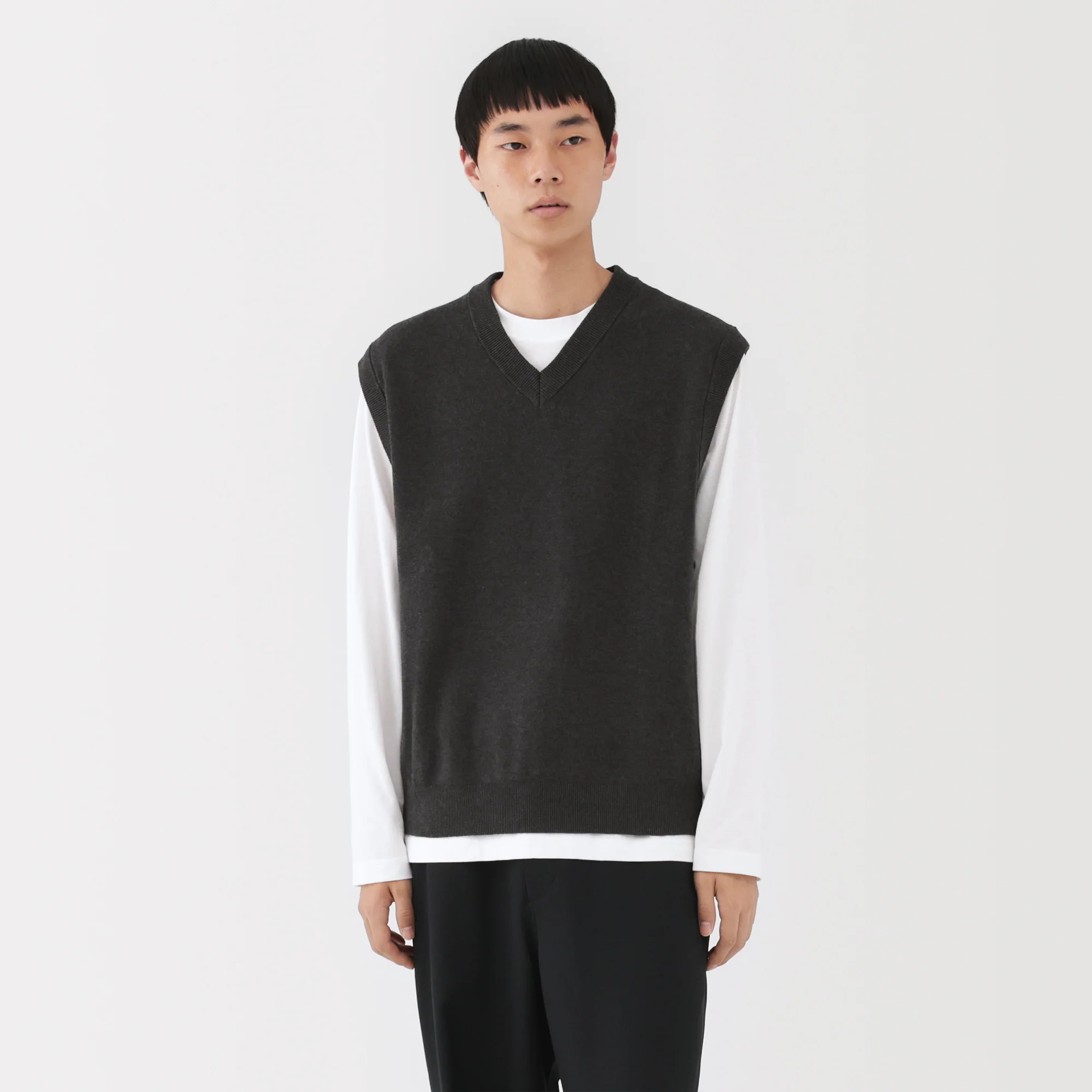 Milano Rib Sweater Vest - Image 10