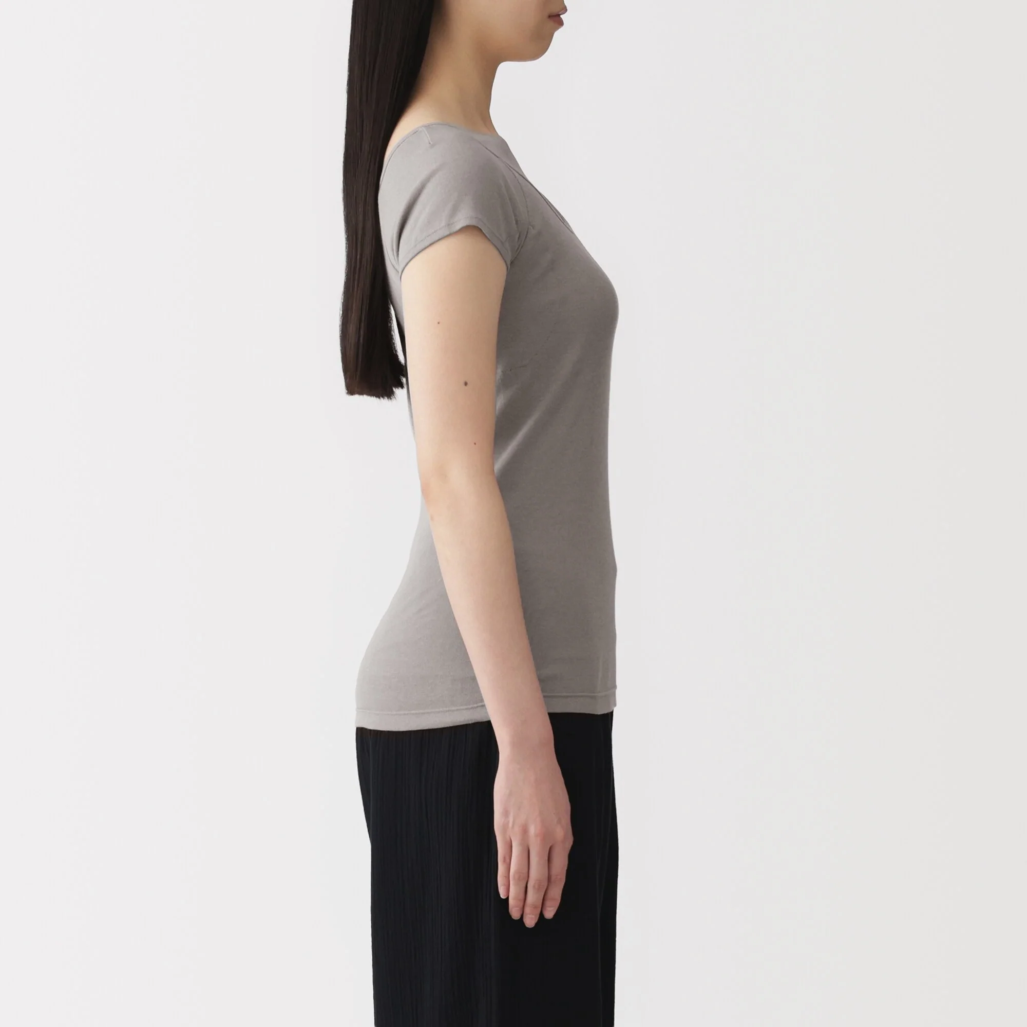 Moisture Wicking Sweat Pad T-Shirt - Image 5