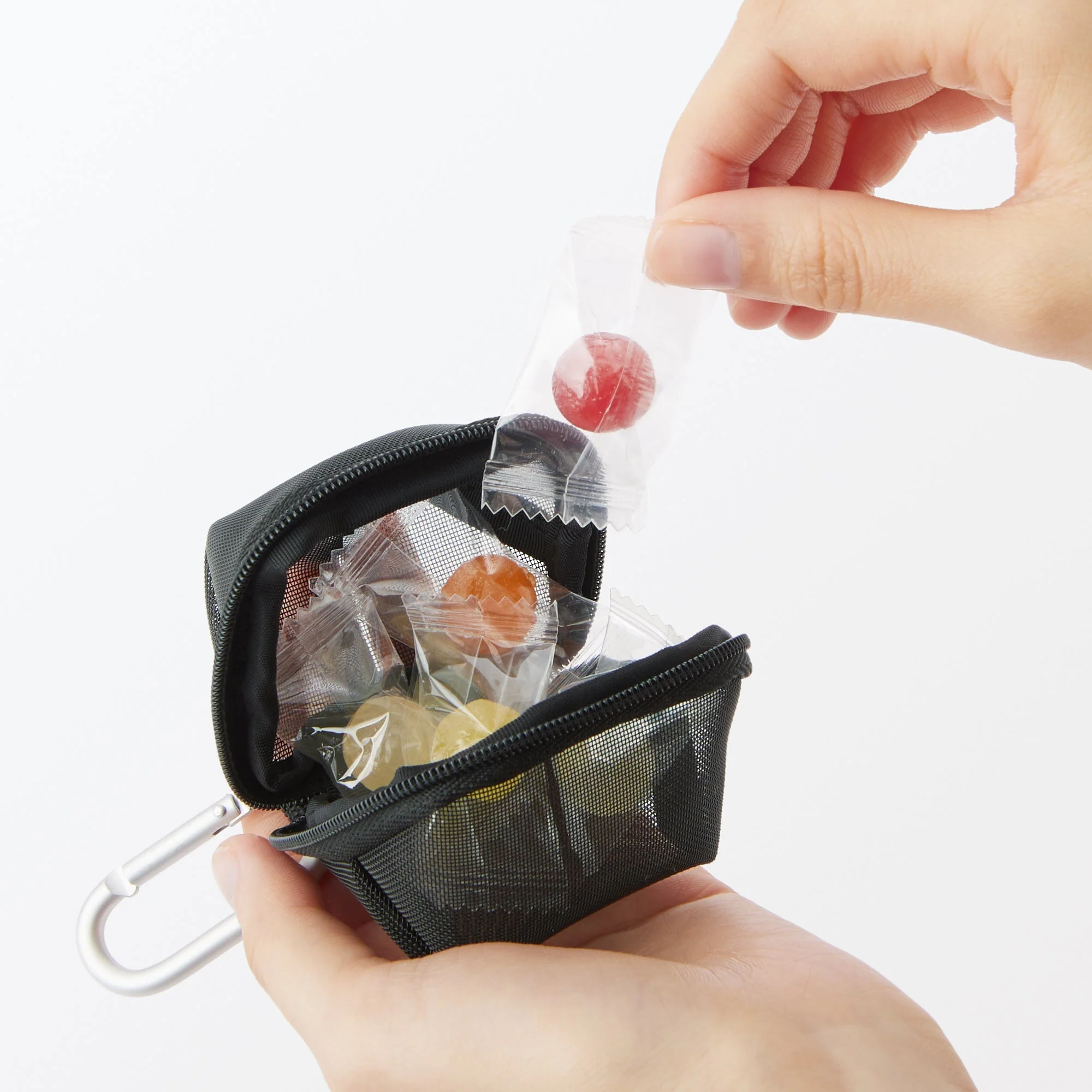 Nylon Mesh Compact Pouch - Image 12
