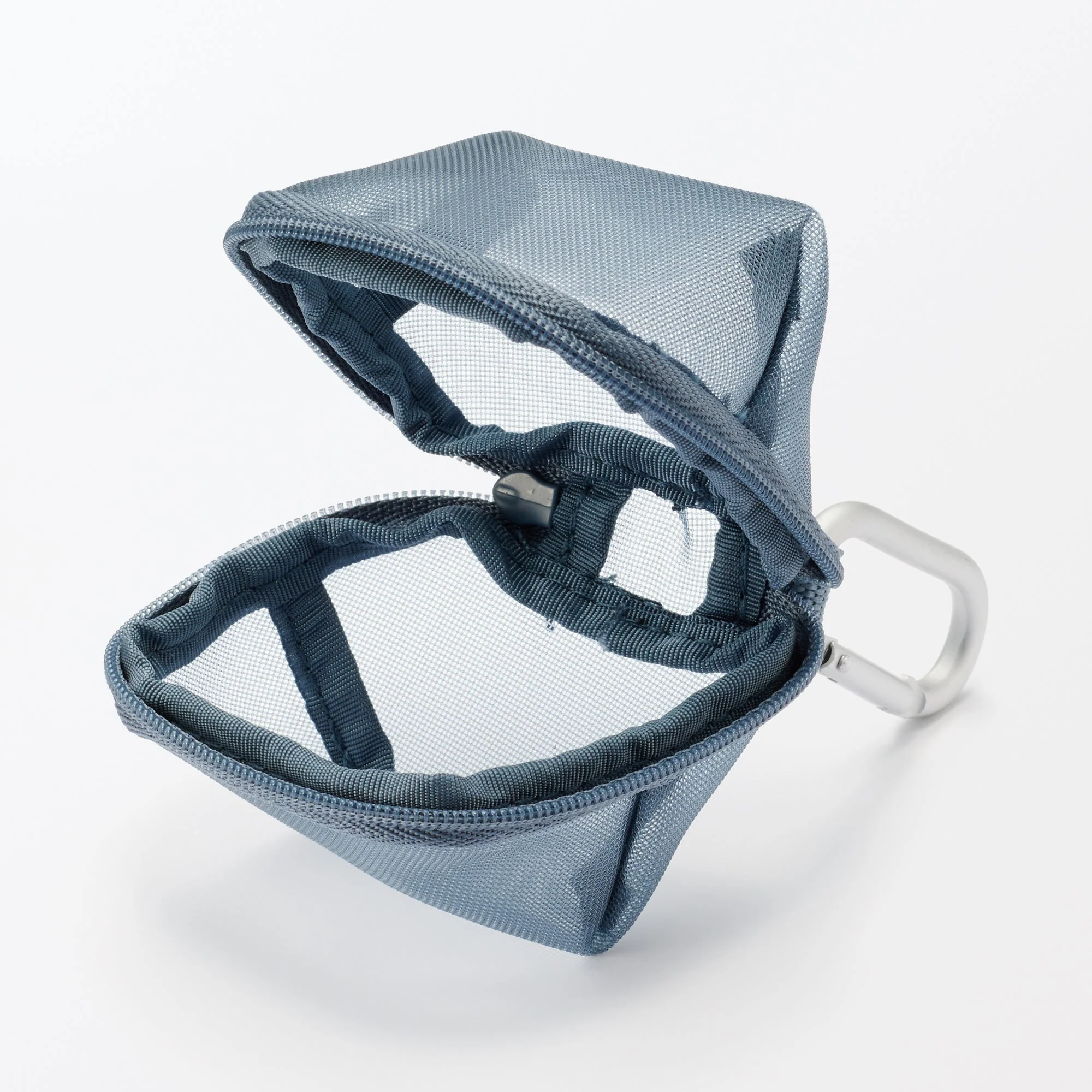 Nylon Mesh Compact Pouch - Image 4