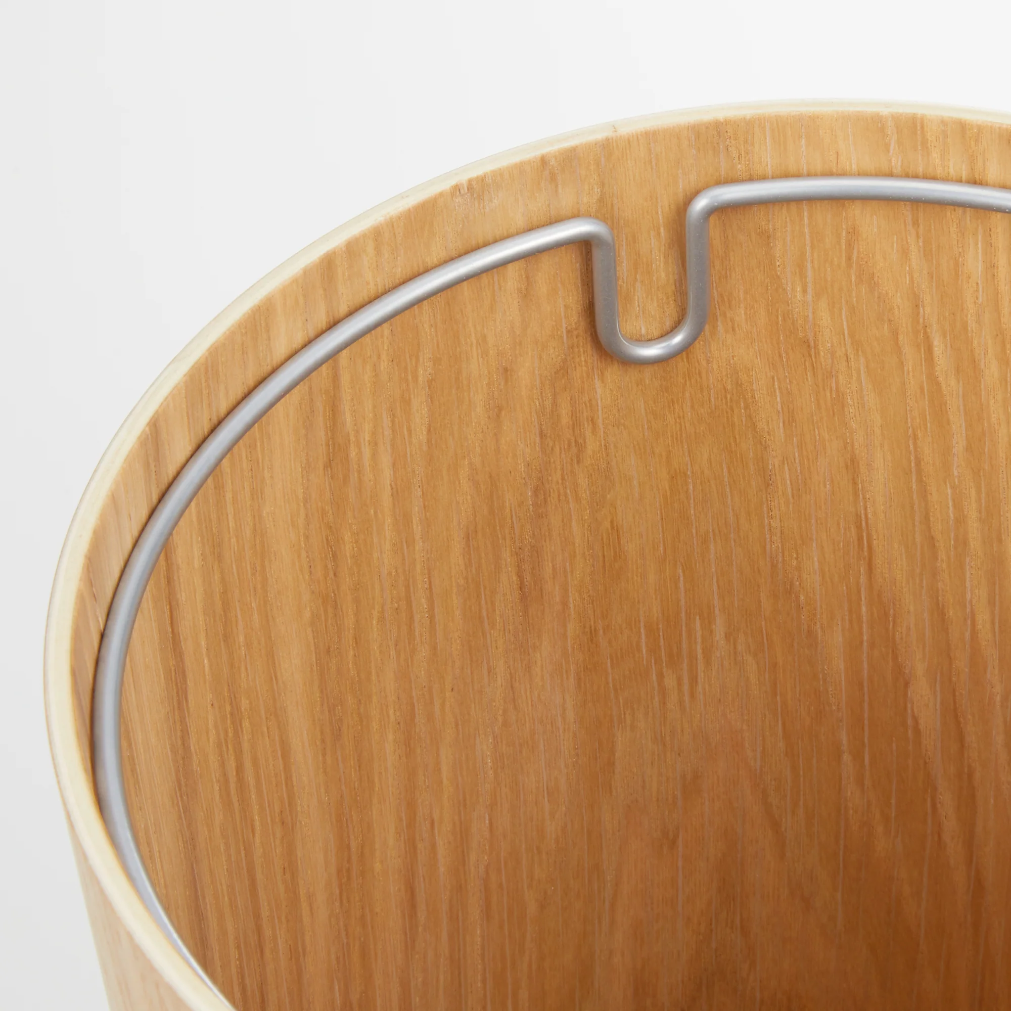 Oak Dust Bin with Wire Frame - No Lid - Image 11