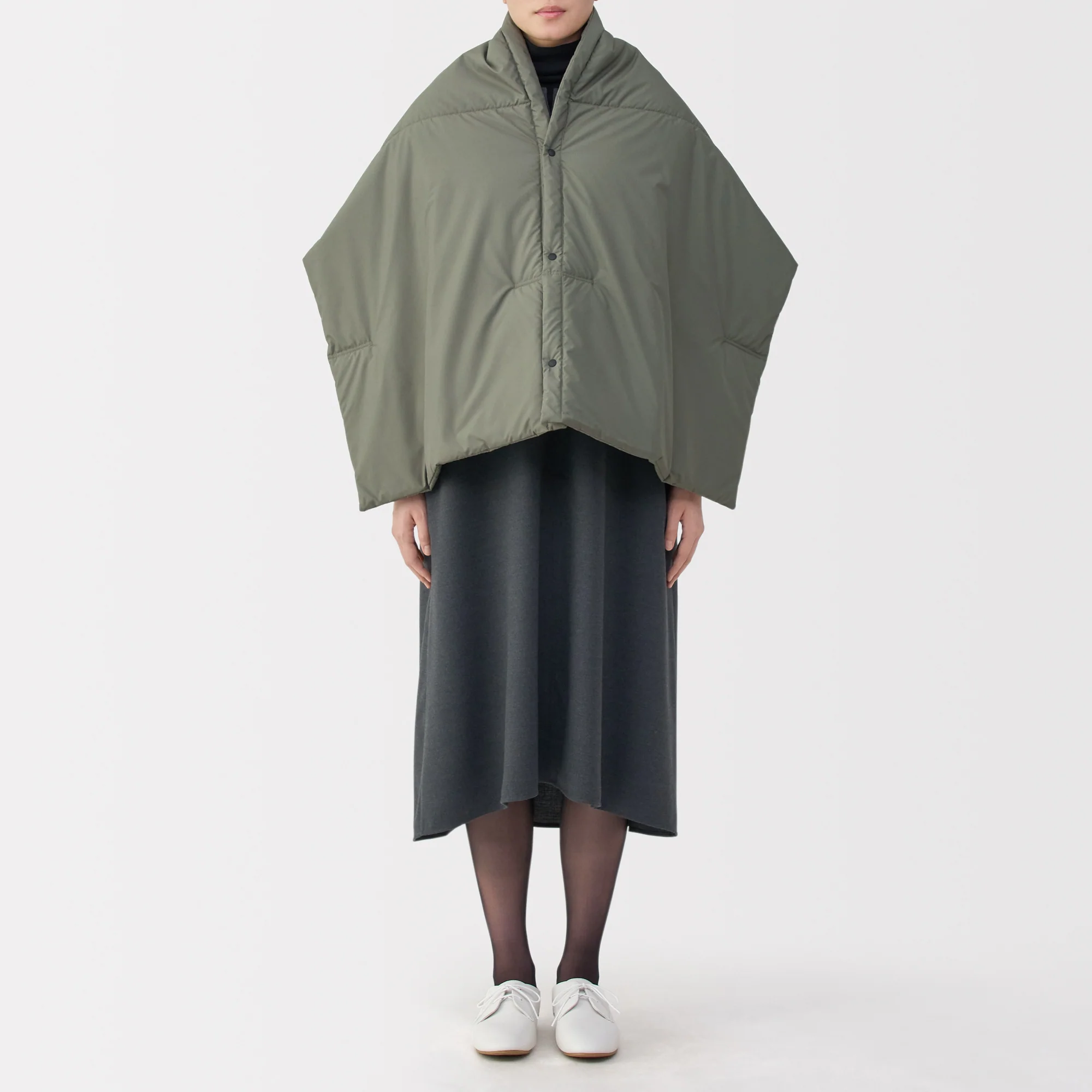 Padded Water Repellent Cape - Image 23