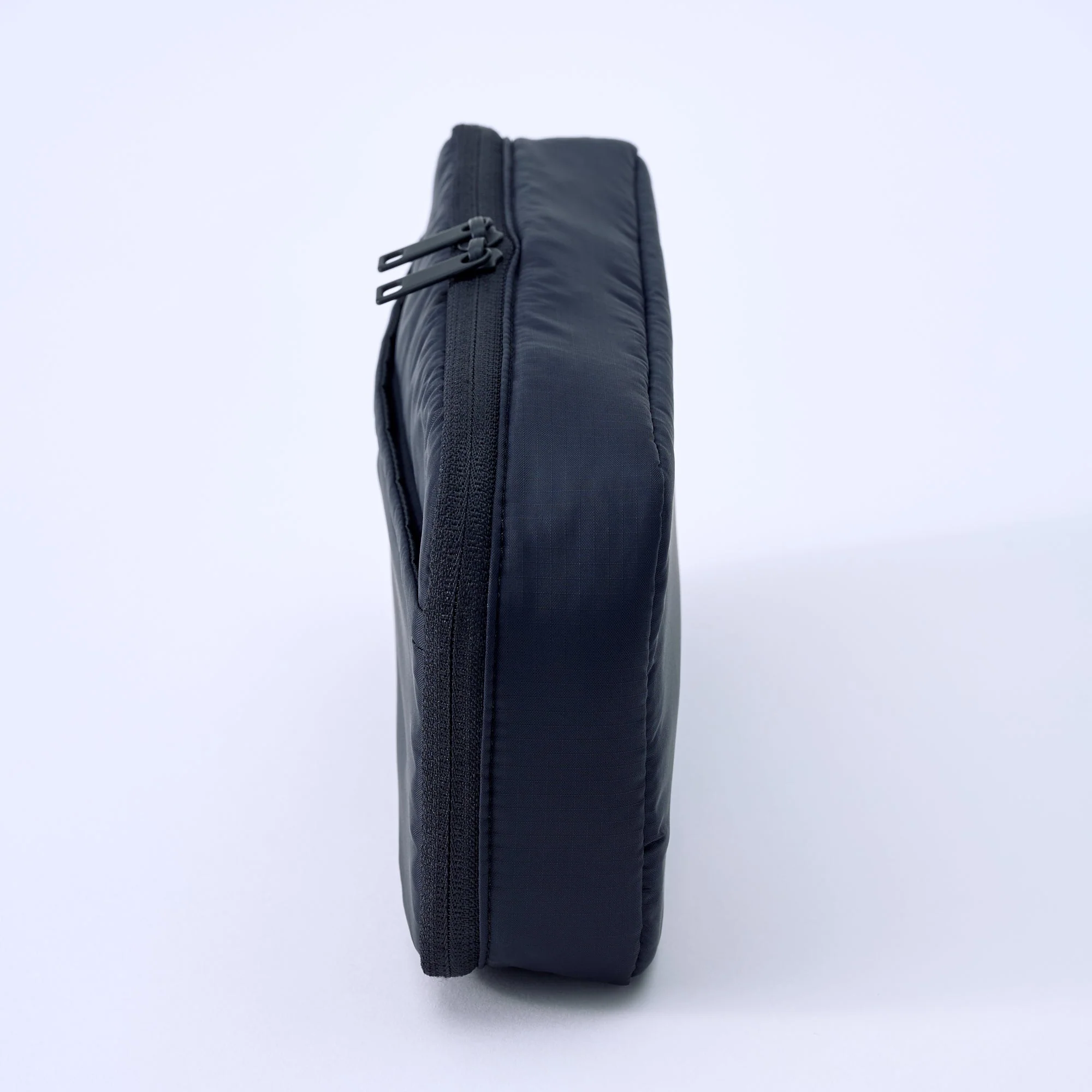 Parachute Cloth Gadget Case - Slim - Image 5