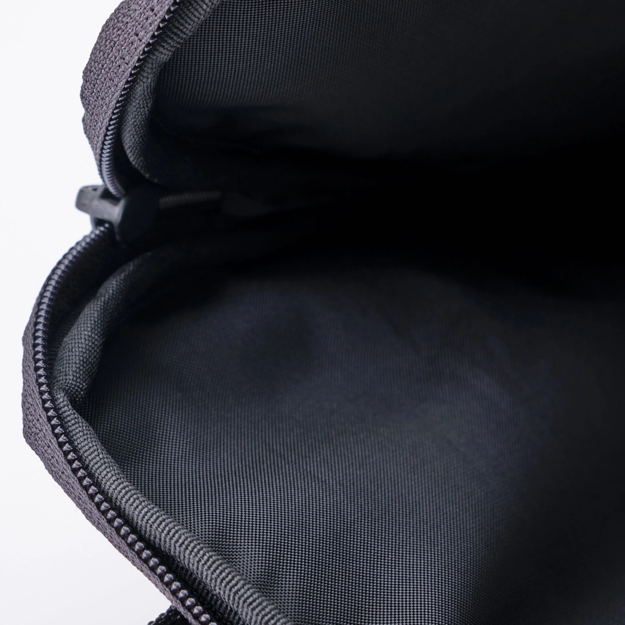Parachute Cloth Wide Laptop Bag - Black - Image 4