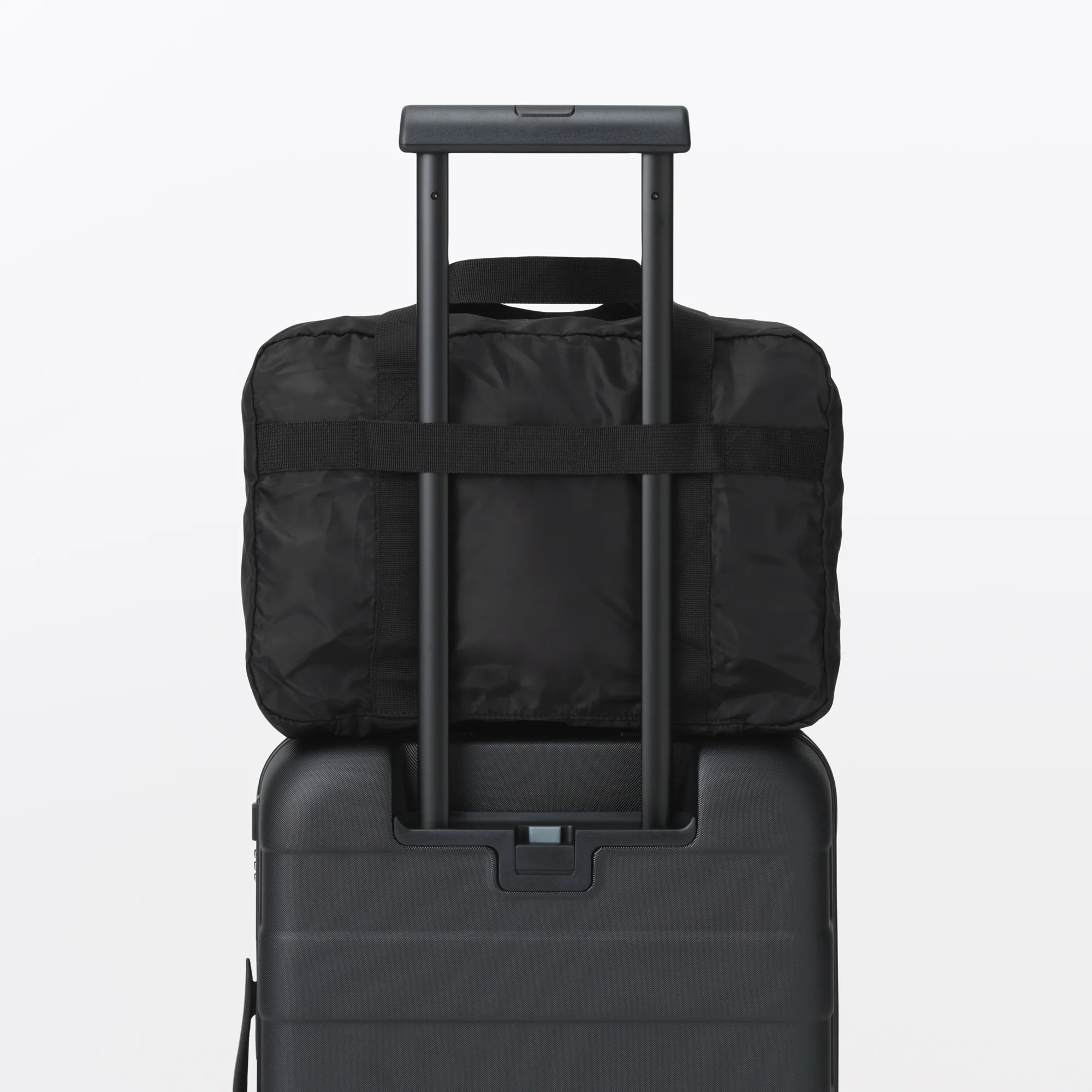 Pocketable Water Repellent Boston Bag 36L - Image 10
