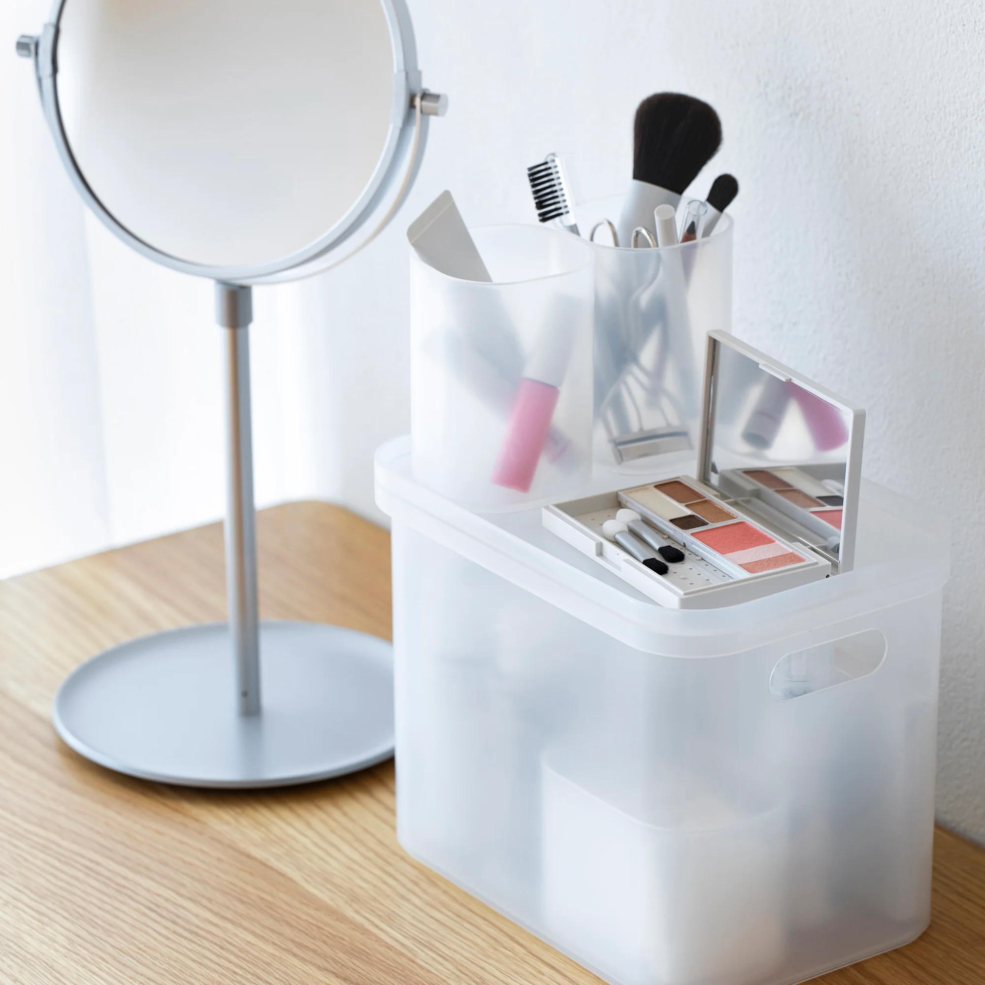 Polypropylene Makeup Box Lid (W6.2 x D9.1 x H0.8") - Image 5