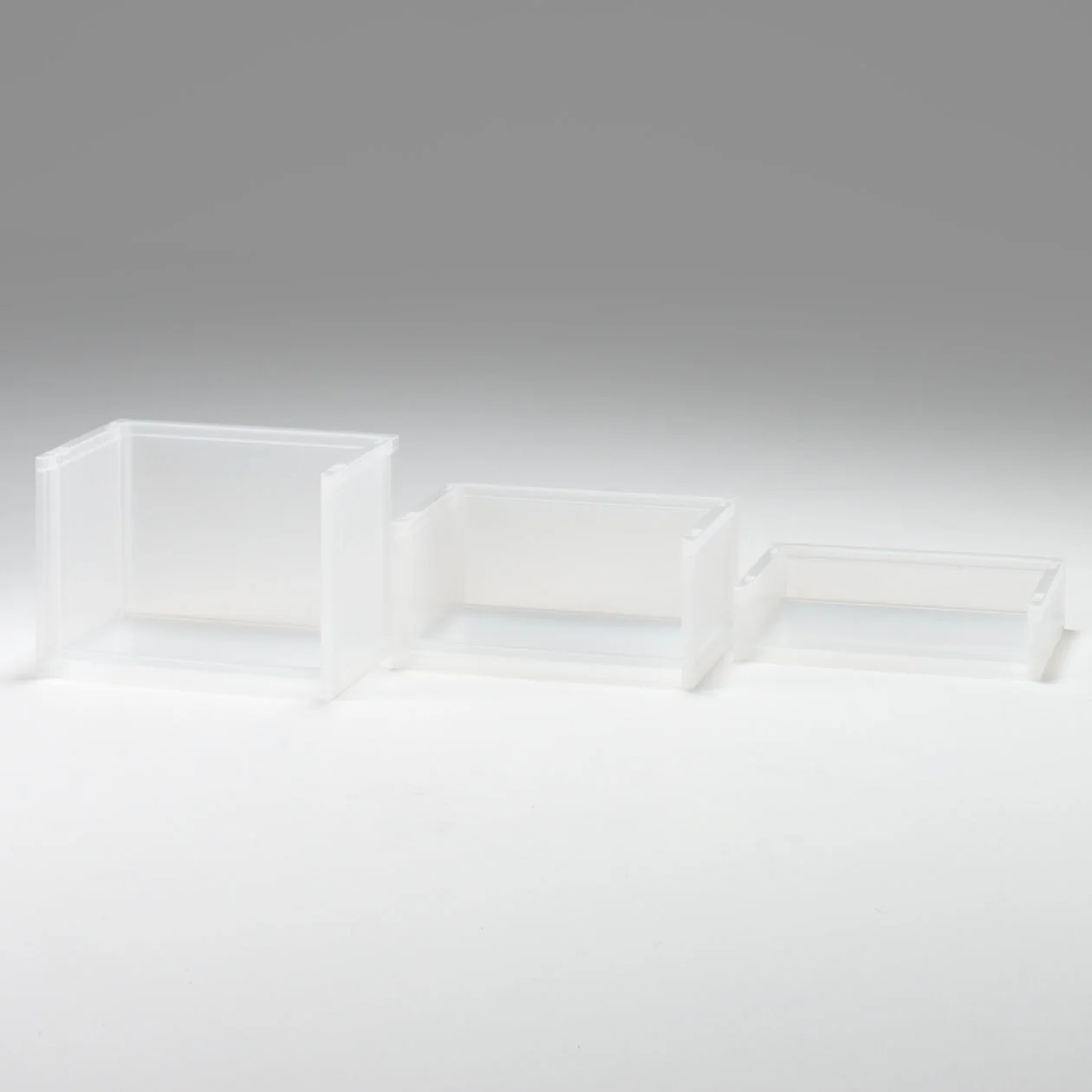 Polypropylene Storage Rack - Deep (W14.6 x D10.2 x H6.9") - Image 7