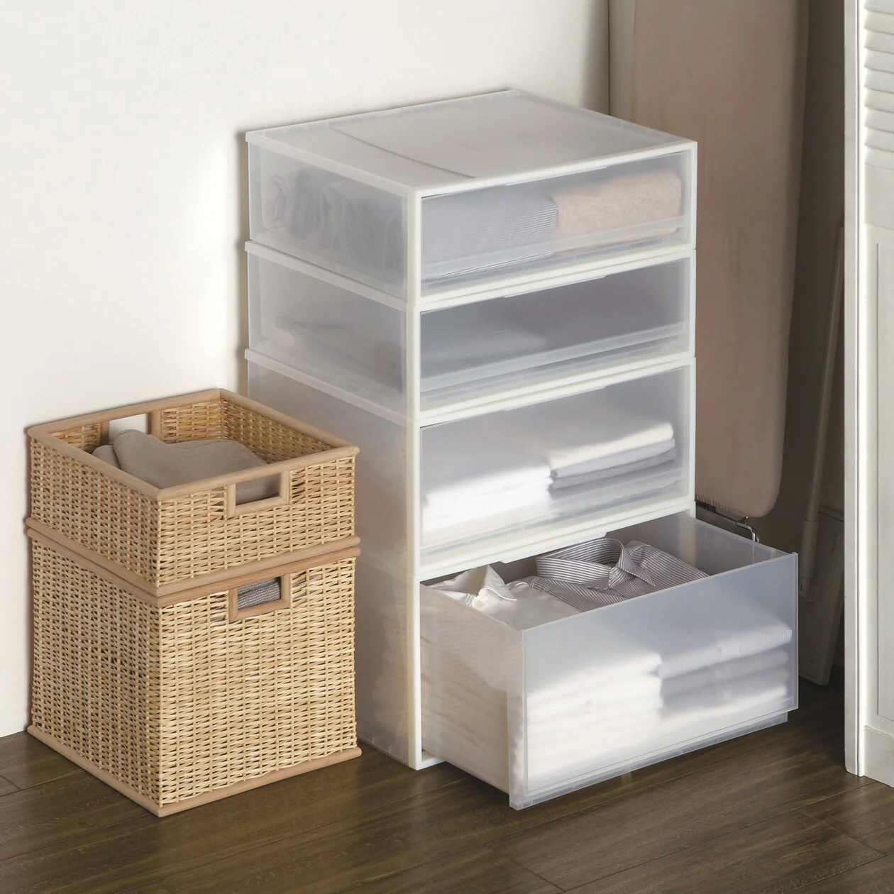 Polypropylene Storage Wide Drawer (W21.7 x D17.5") - Image 12