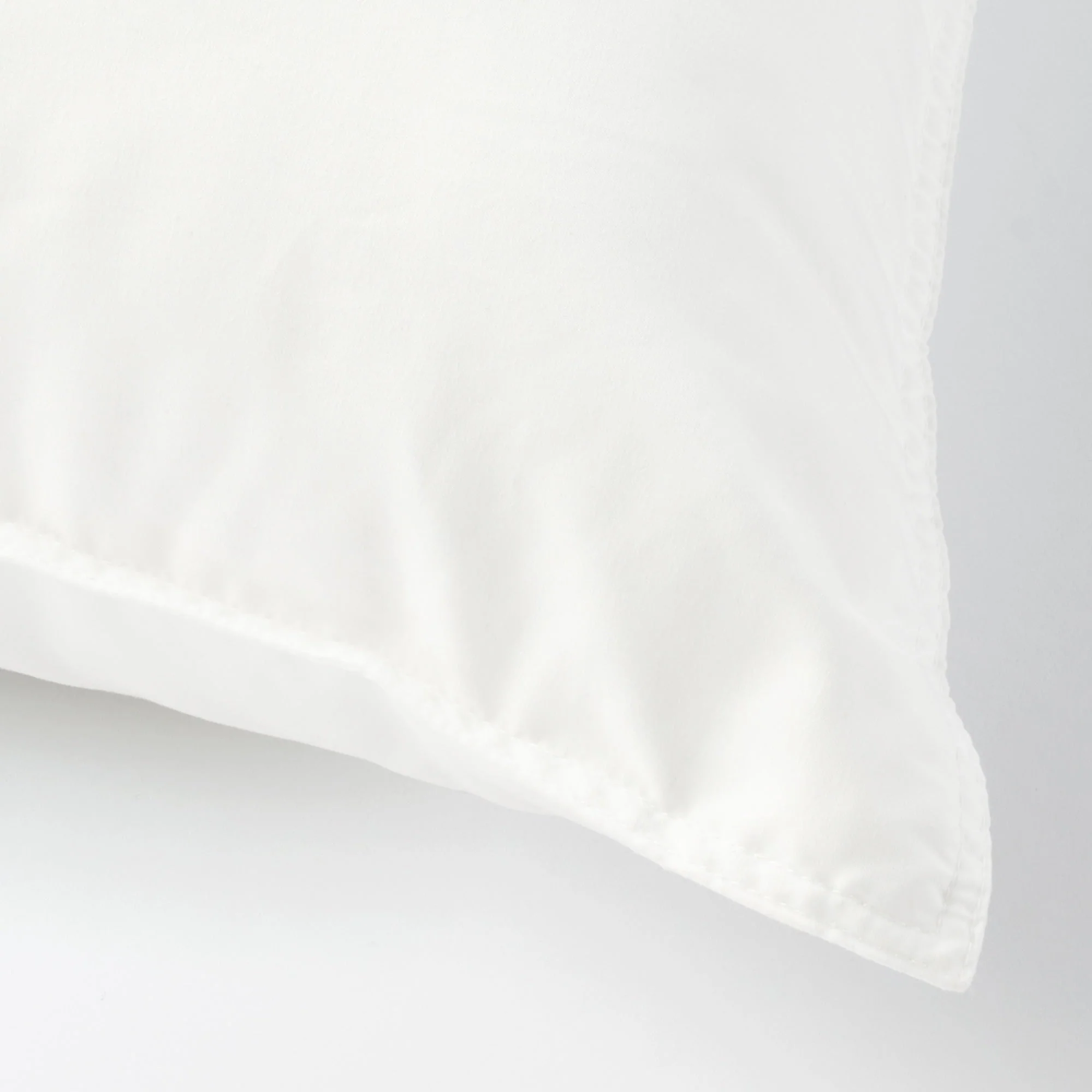 Quick Dry Fluffy Pillow (17 x 25") - Image 5