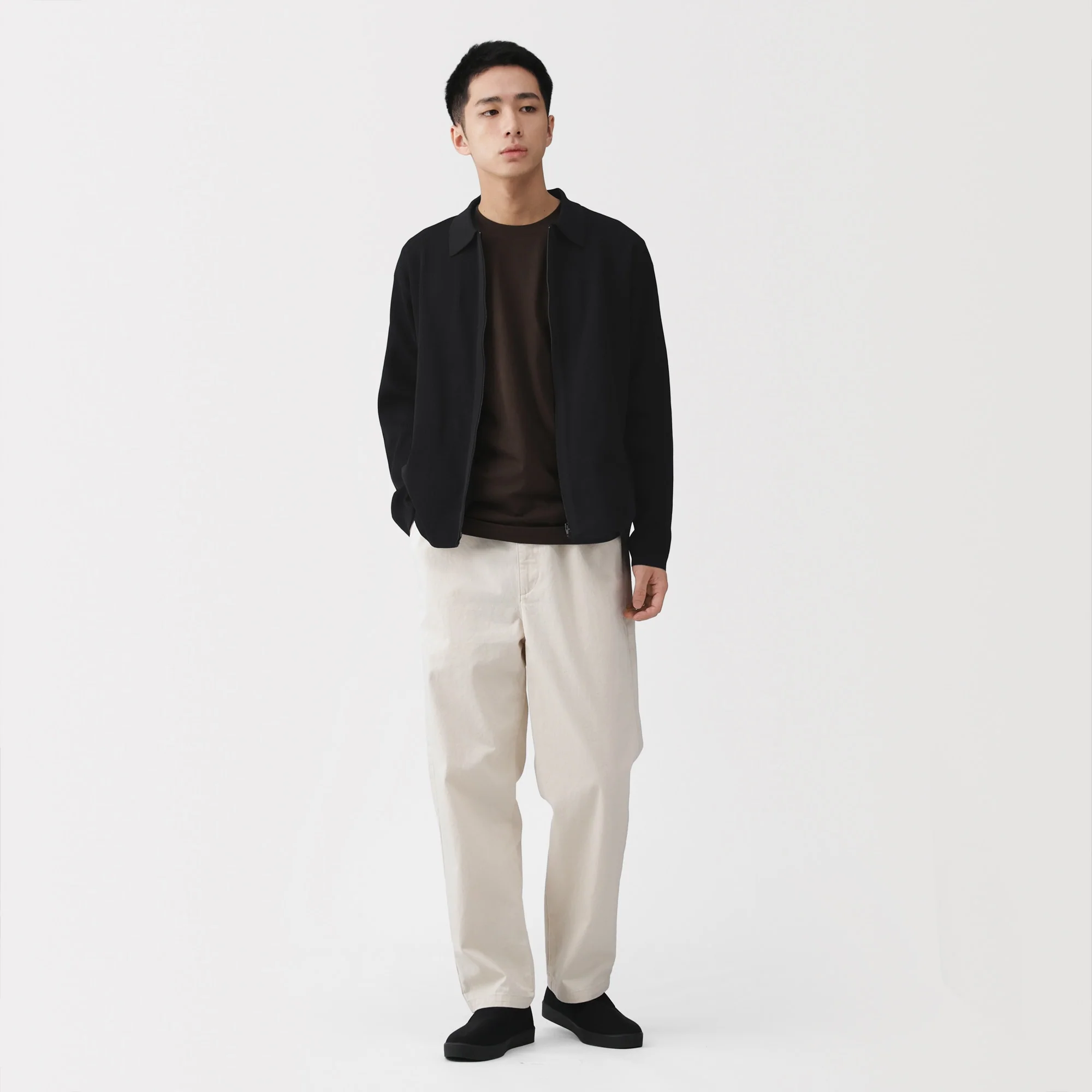 Quick Dry Knit Blouson - Image 20