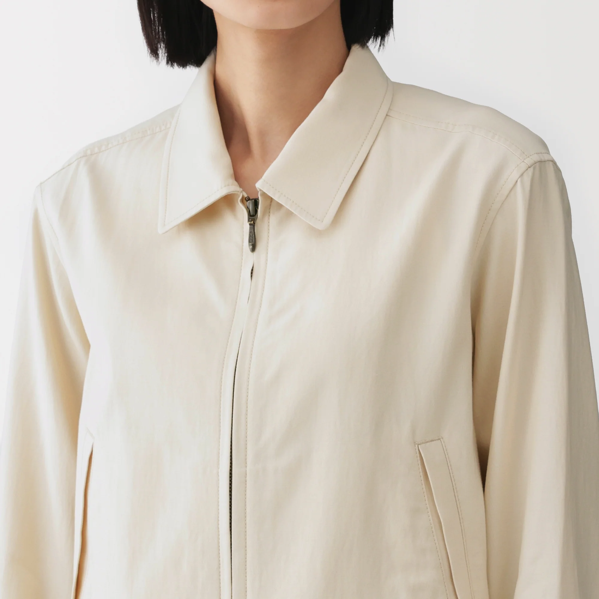 Labo Rayon Cotton Short Blouson - Image 17